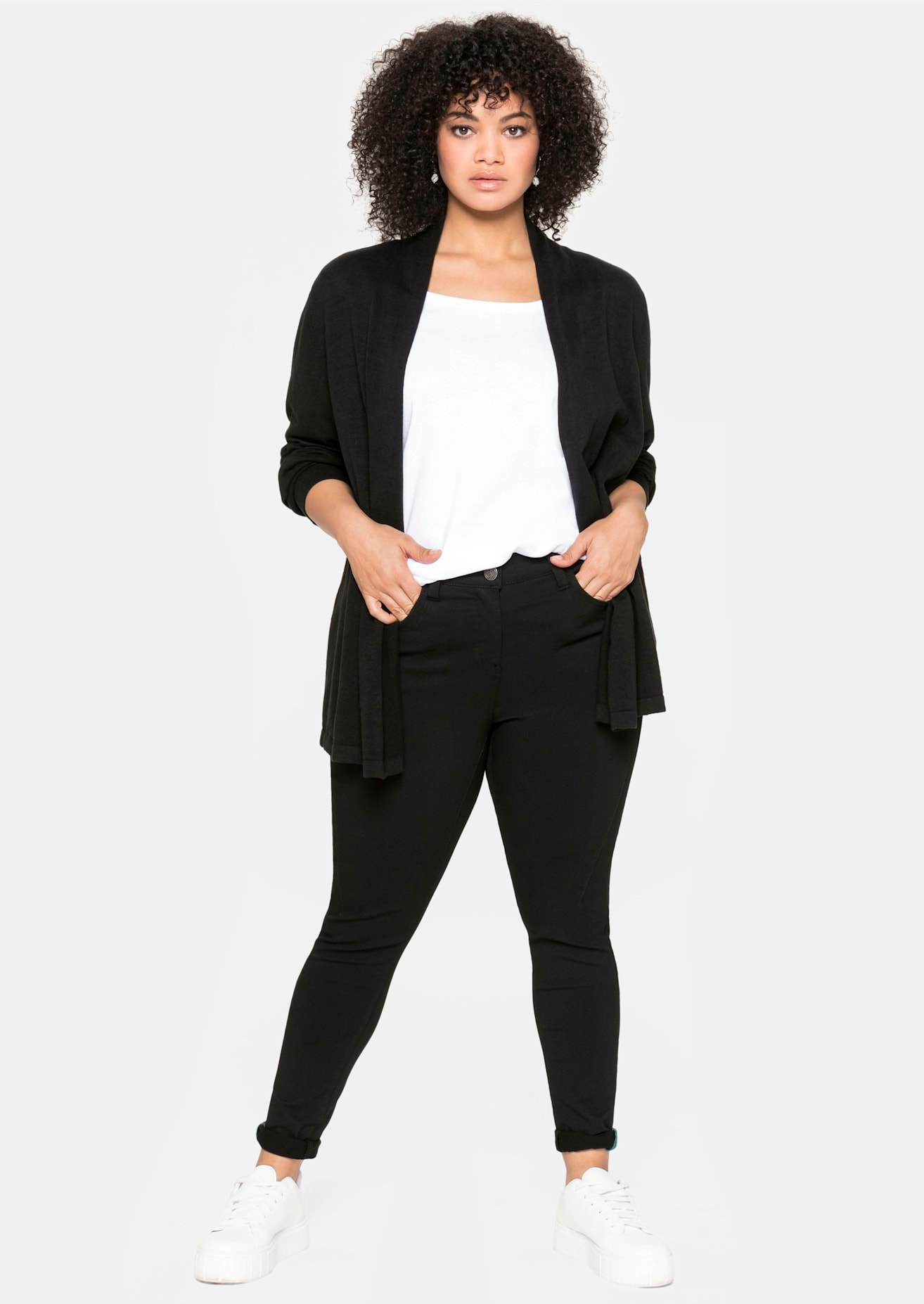 Sheego Damen Strickjacke in schwarz, Größe 48/50