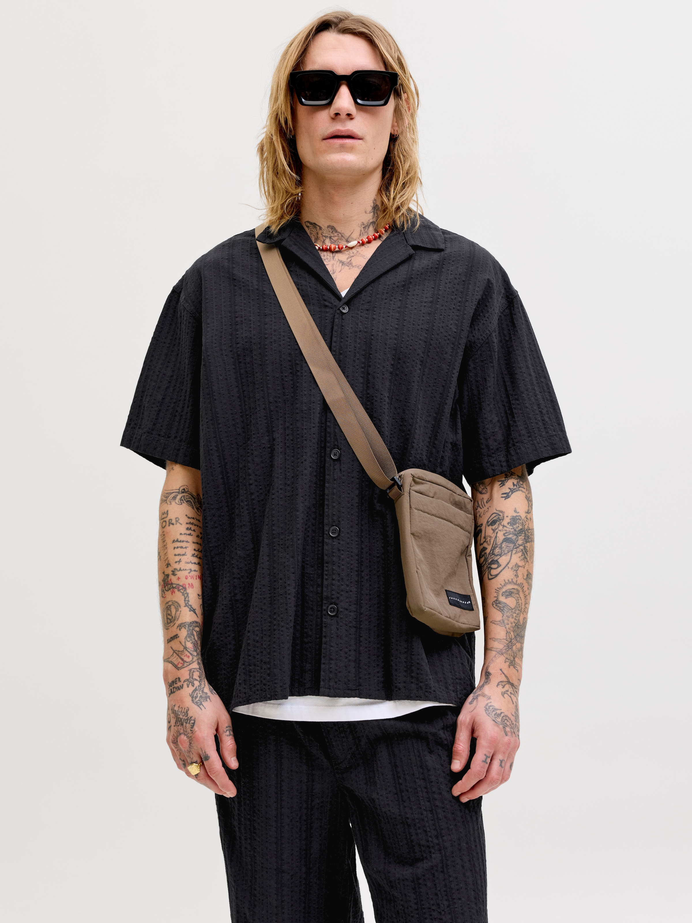 Jack & Jones Kurzarmhemd »JJETYSON RESORT SHIRT SS SN« mit Resort-Kragen