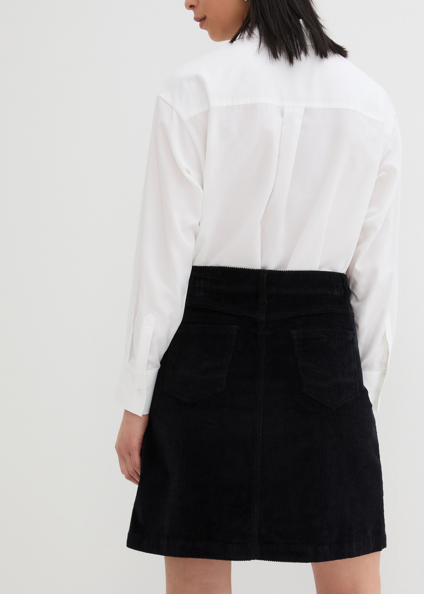 bonprix Cordrock »Stretch-Cordrock mit Knopfleiste« aus Baumwolle und Elasthan, A-Linie, mit Knopfleiste