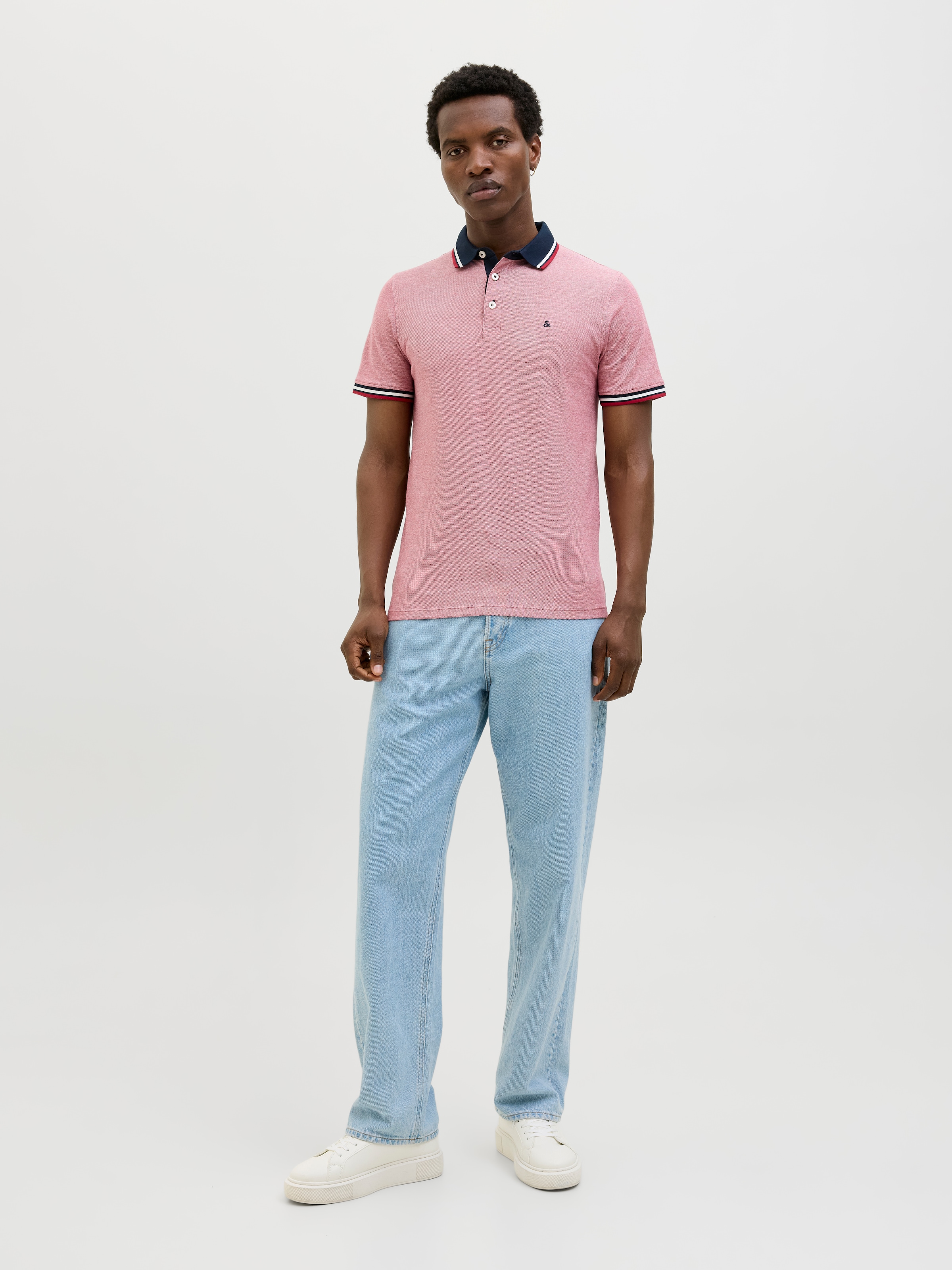 Jack & Jones Poloshirt »JJEPAULOS im Doppelpack mit Logostickerei und Komfort« Packung, 2er-Pack, 2 Stk. unifarben mit Farbeinsatz, modisch, schmal, Baumwolle, Polokragen