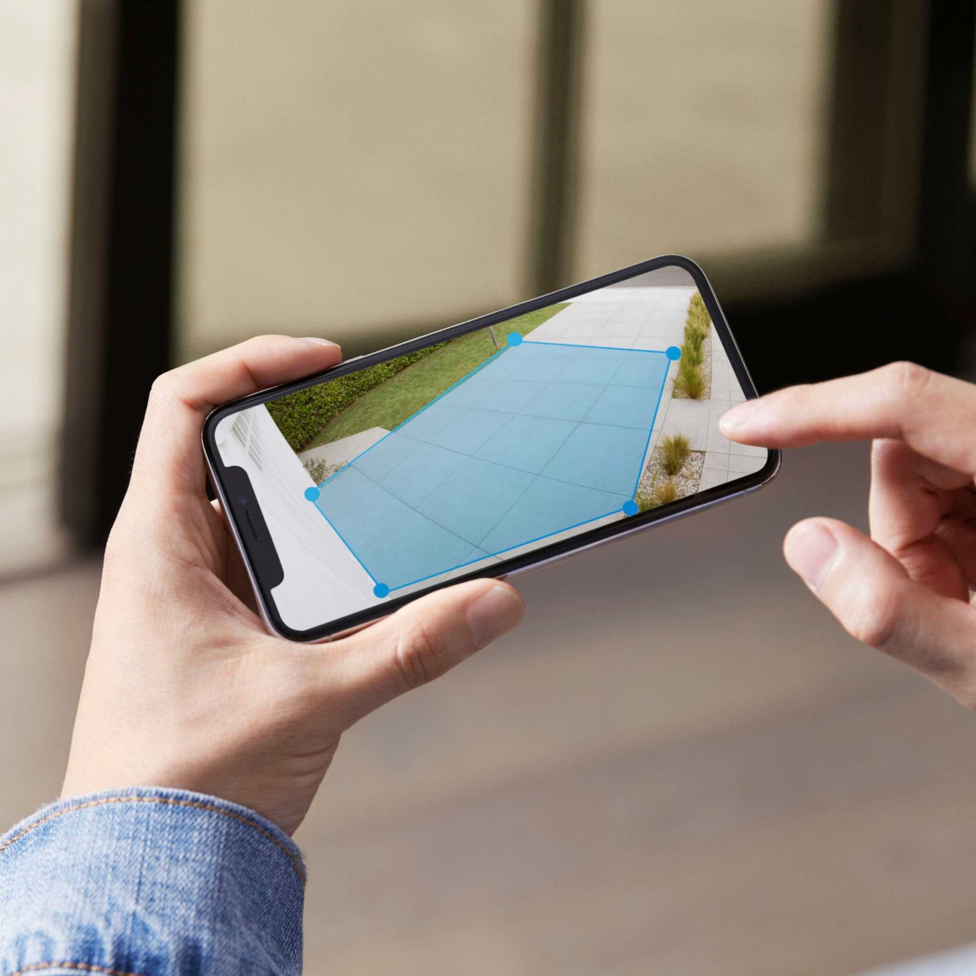 Ring Überwachungskamera »Spotlight Kamera Plus Netzstecker«, Außenbereich