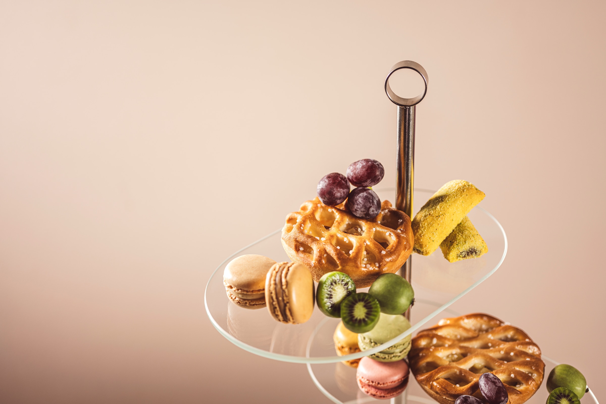 LEONARDO Etagere »CENA, 3 stufig - Höhe 39 cm, asymetrisch« Servieretagere mehrstöckig, zum Servieren und Präsentieren