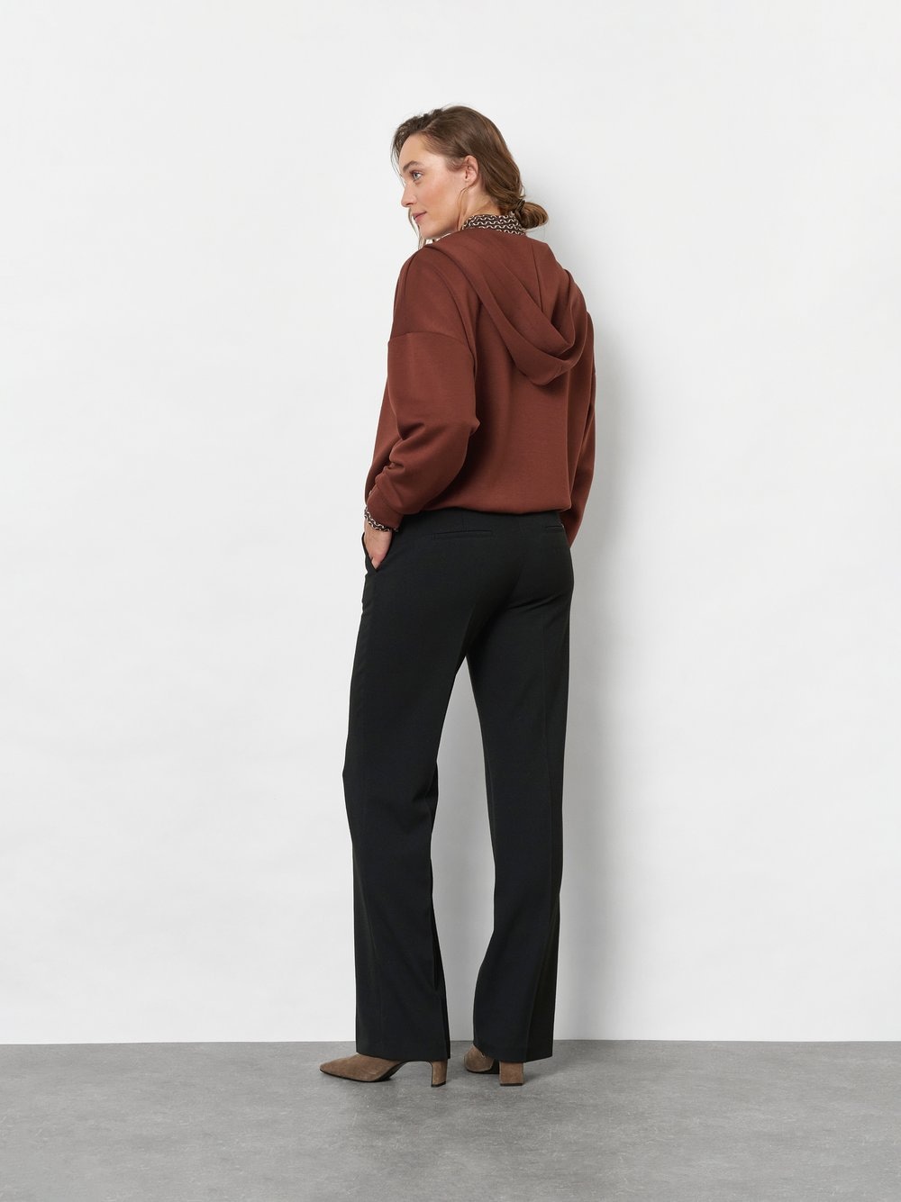 TONI Stoffhose »Jenny Wide Leg«  mit Bügelfalten und Stretch