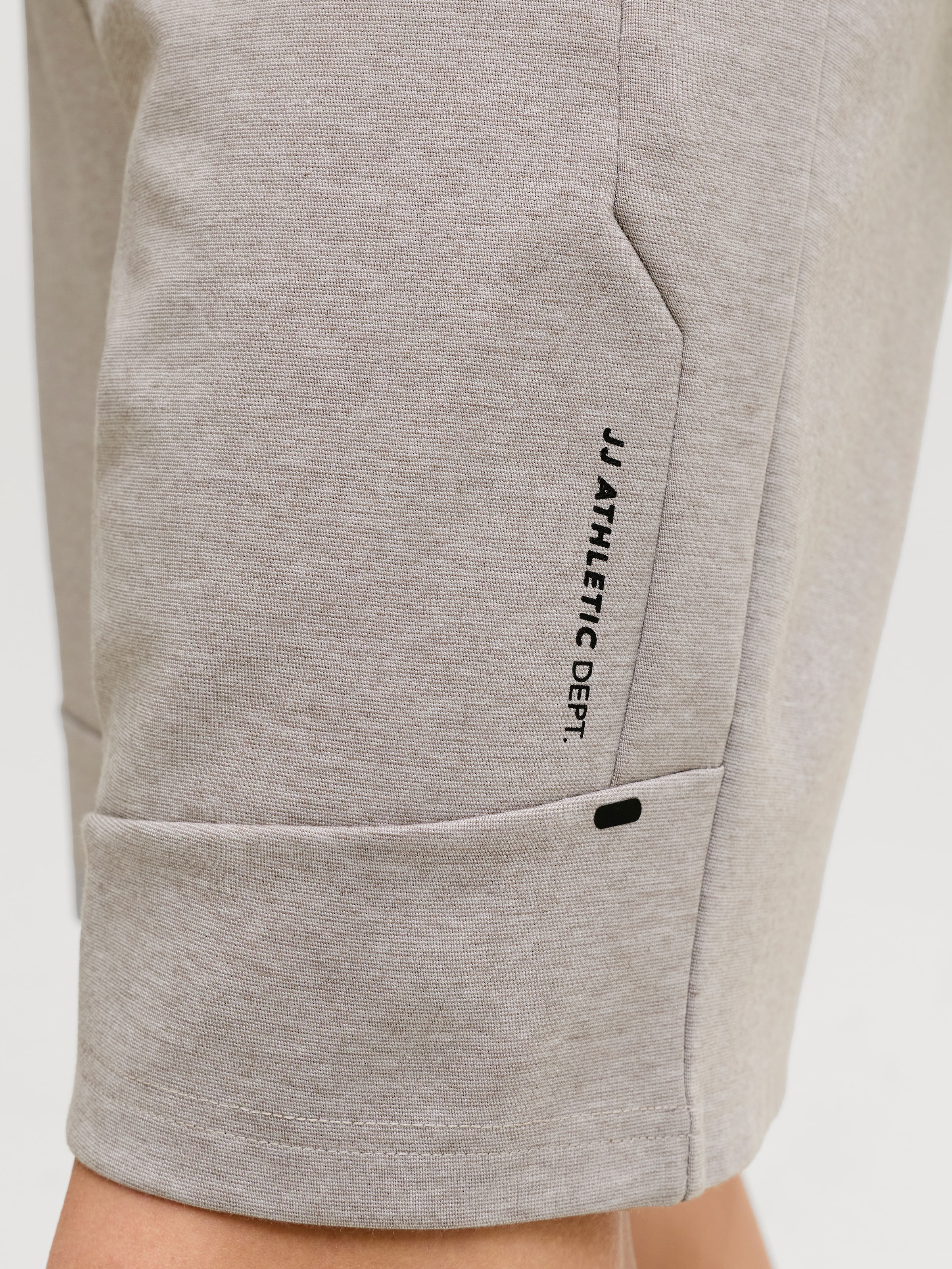 Jack & Jones Sweatshorts »JPSTGORDON BASE SWEAT SHORTS SRT SN«  Materialmix mit Stretch, regular fit