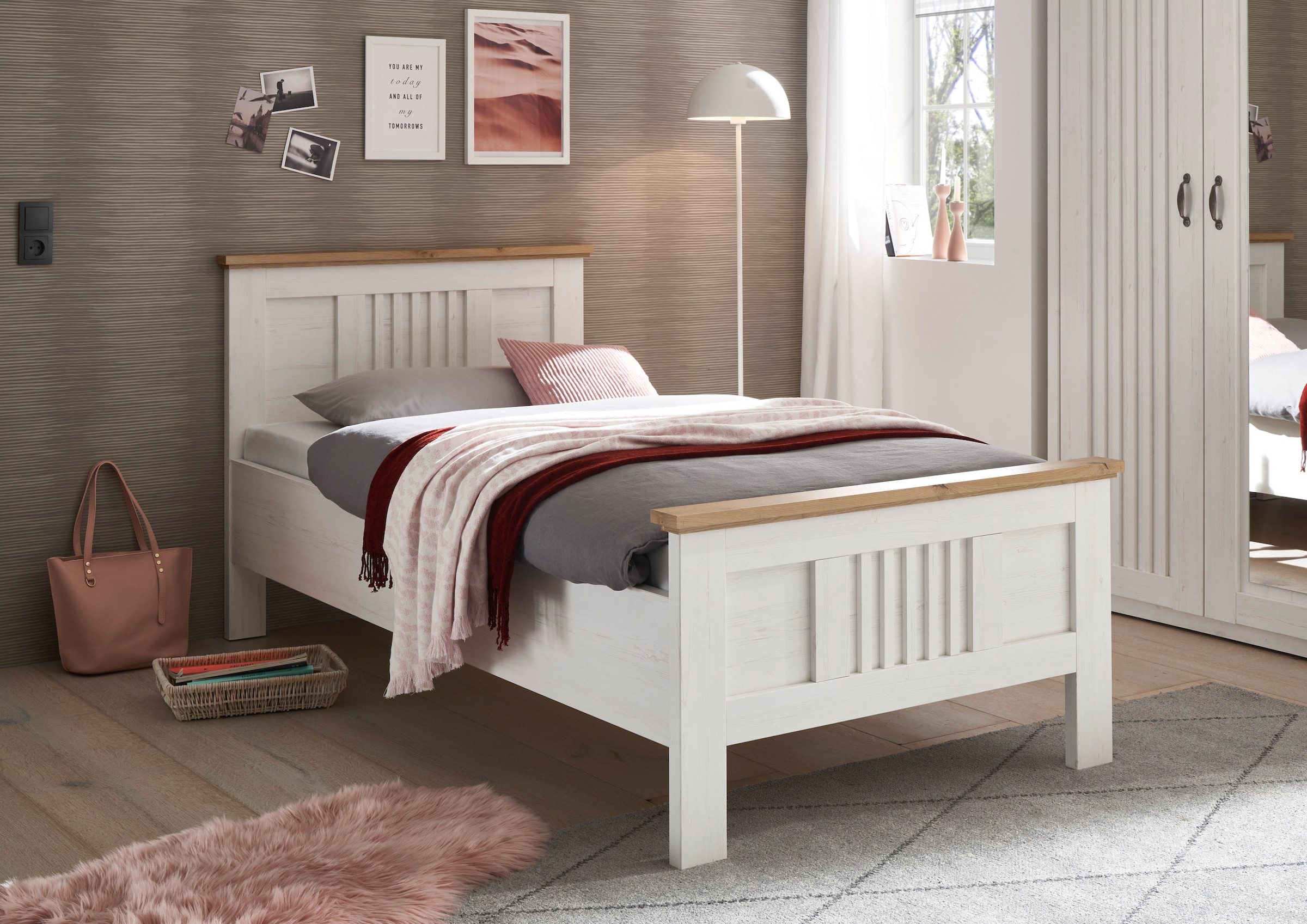 Schlafkontor Bettgestell »Trient« Landhaustil, Bett wahlweise in 2 Größen