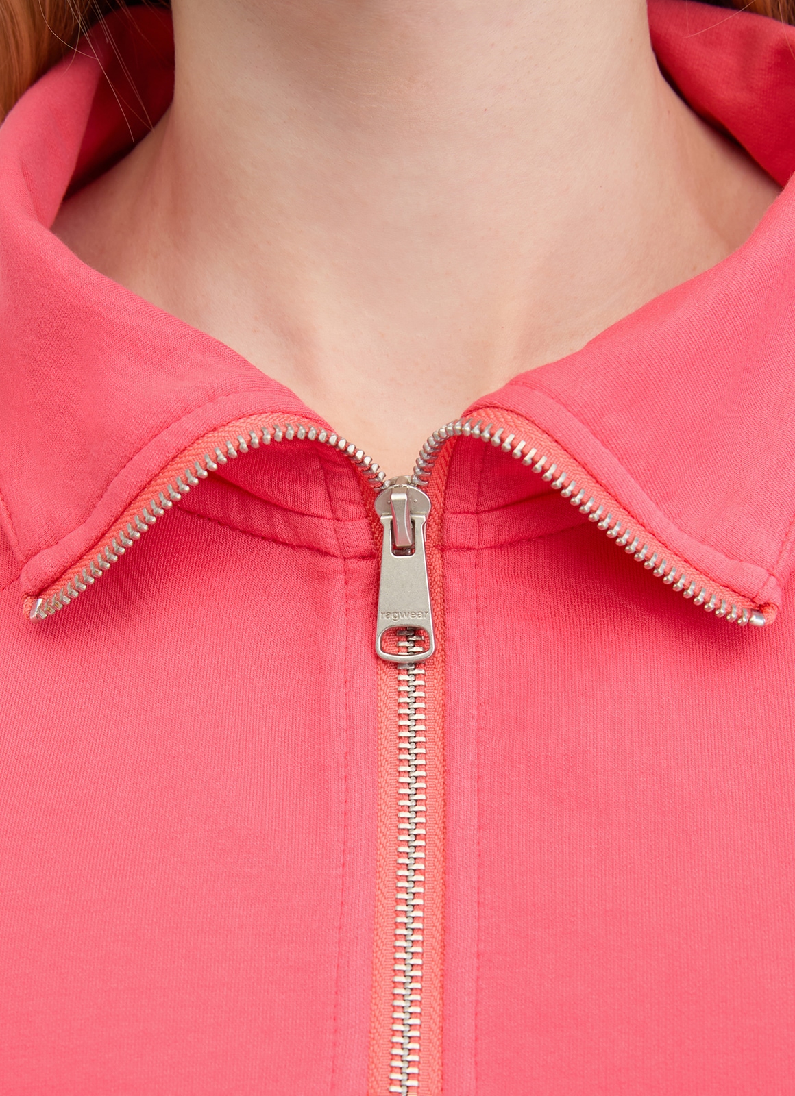 Ragwear Sweatshirt »IZZARA TOP«, mit überschnittenen Schultern und mit Reißverschluss im Troyer-Stil