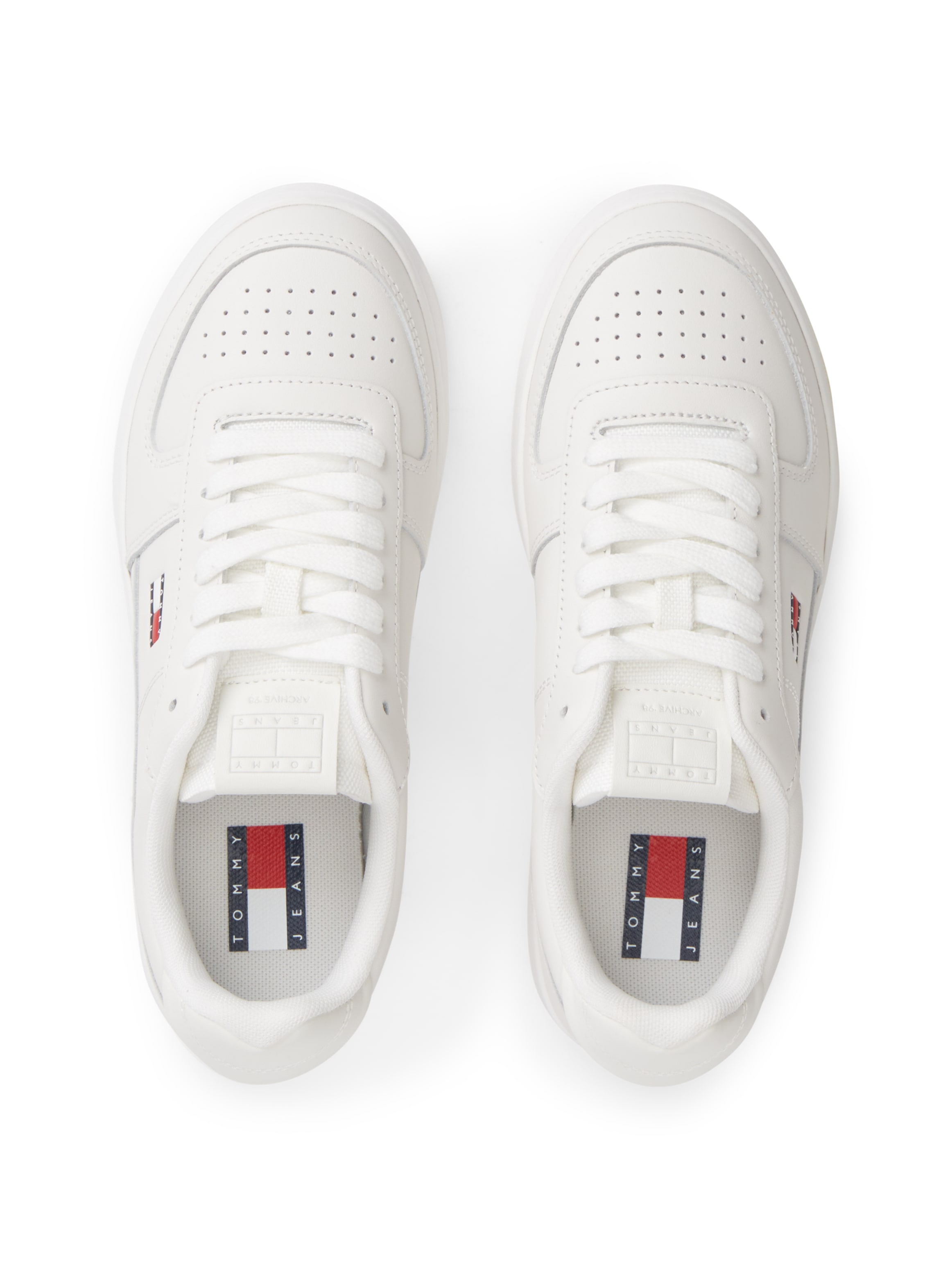 Tommy Jeans Plateausneaker »ARCHIVE '98 RETRO«  Freizeitschuh, Halbschuh, Schnürschuh im angesagten Basket-Look