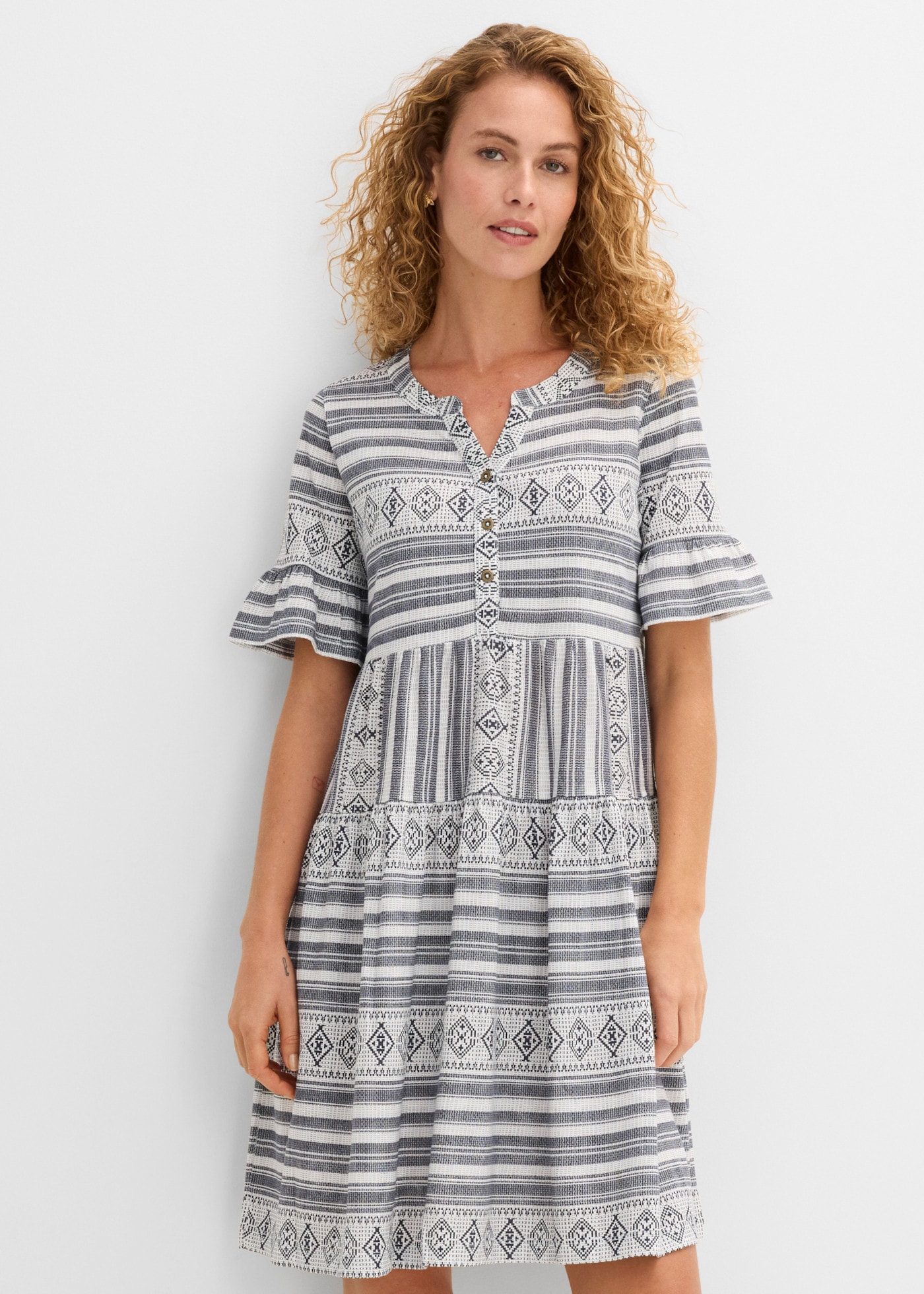 bonprix Shirtkleid mit All-Over Print, aus Viskosemischung, lässig geschnitten