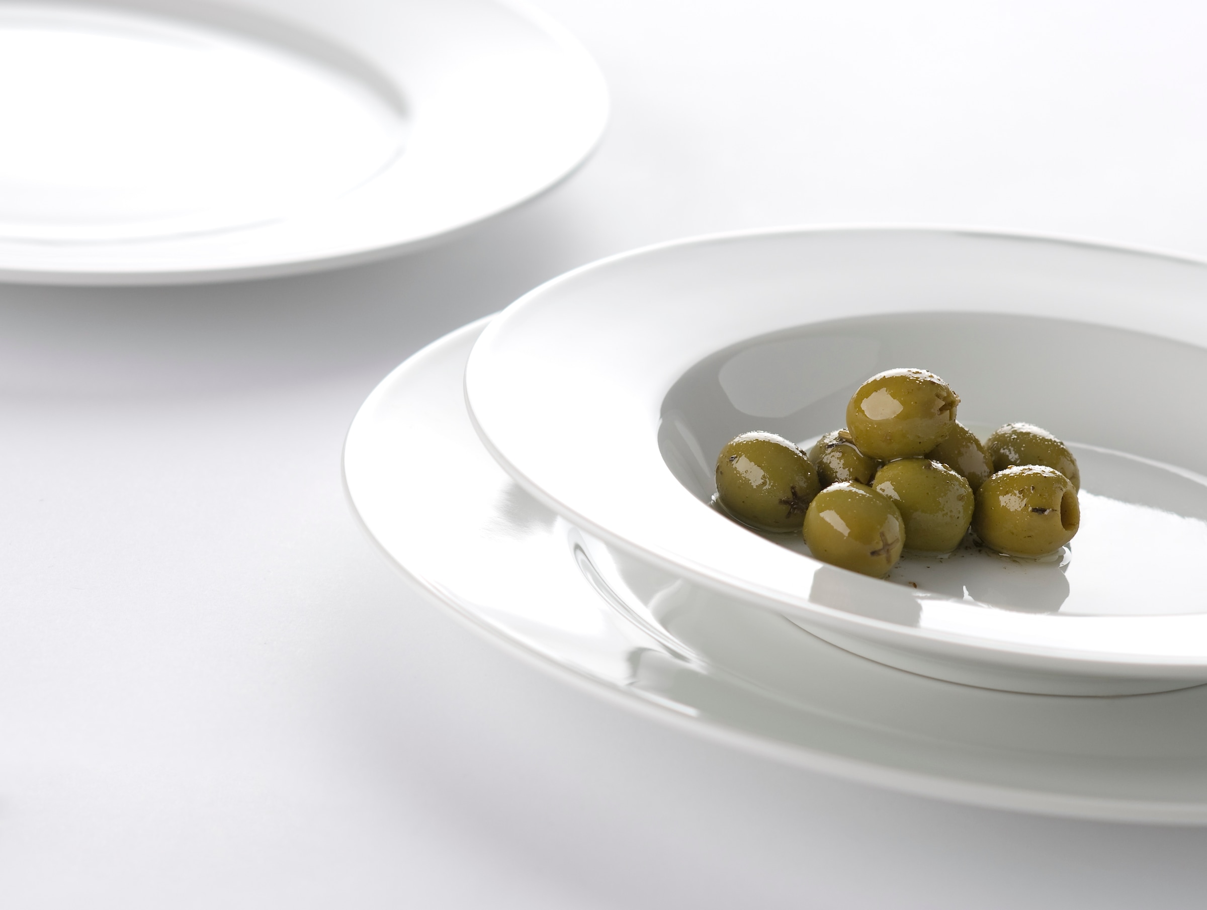 Retsch Arzberg Speiseteller »HEIKE WEISS, Teller 25 cm, Set 6-tlg für 6 Personen, rund, Porzellan« unser Geschirrklassiker in traditionell runder Form, spülmaschinenfest