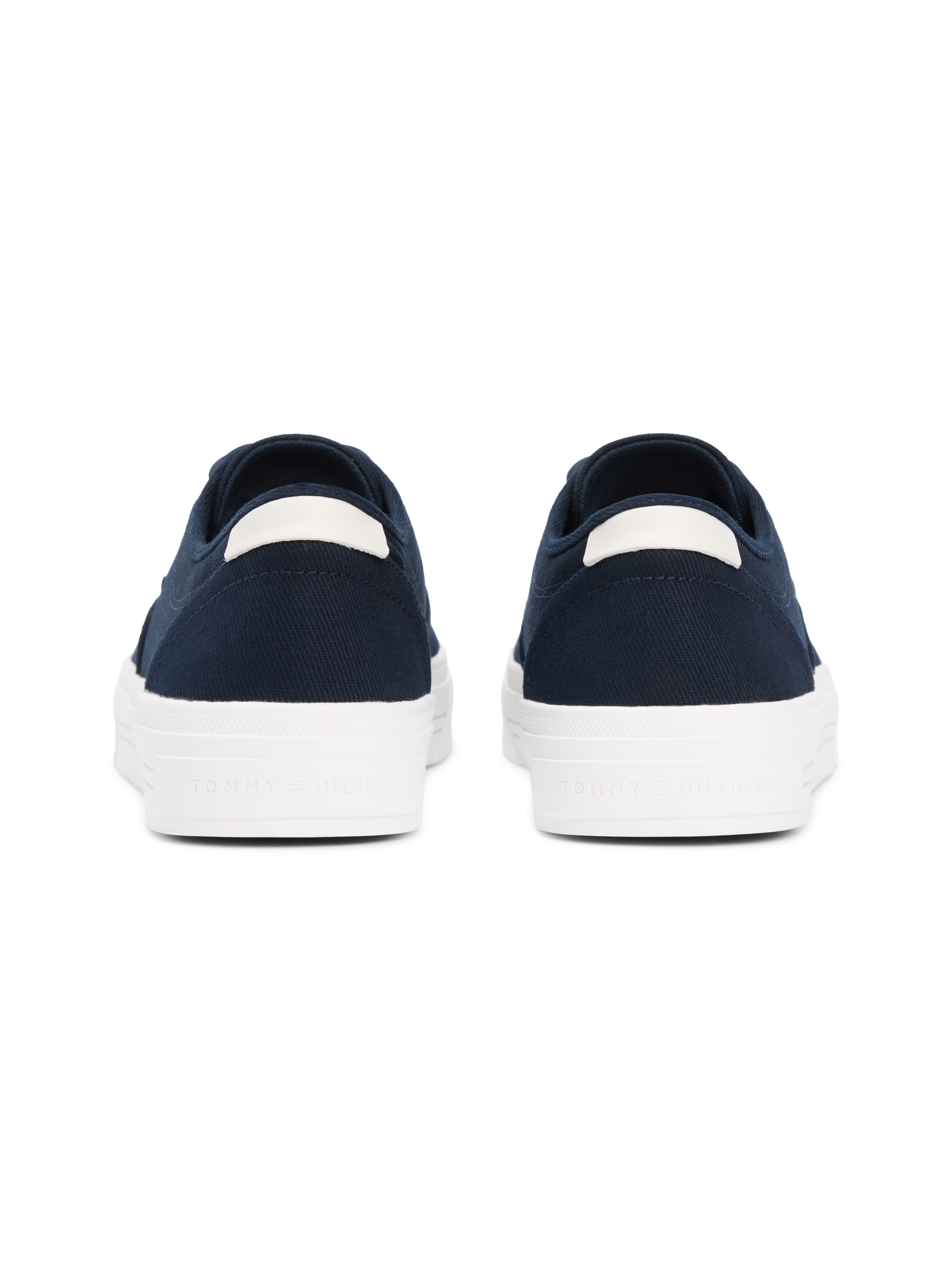 Tommy Hilfiger Sneaker »TH VULC CUP CVS«  Freizeitschuh, Halbschuh, Schnürschuh mit Kontrastbesatz an der Ferse