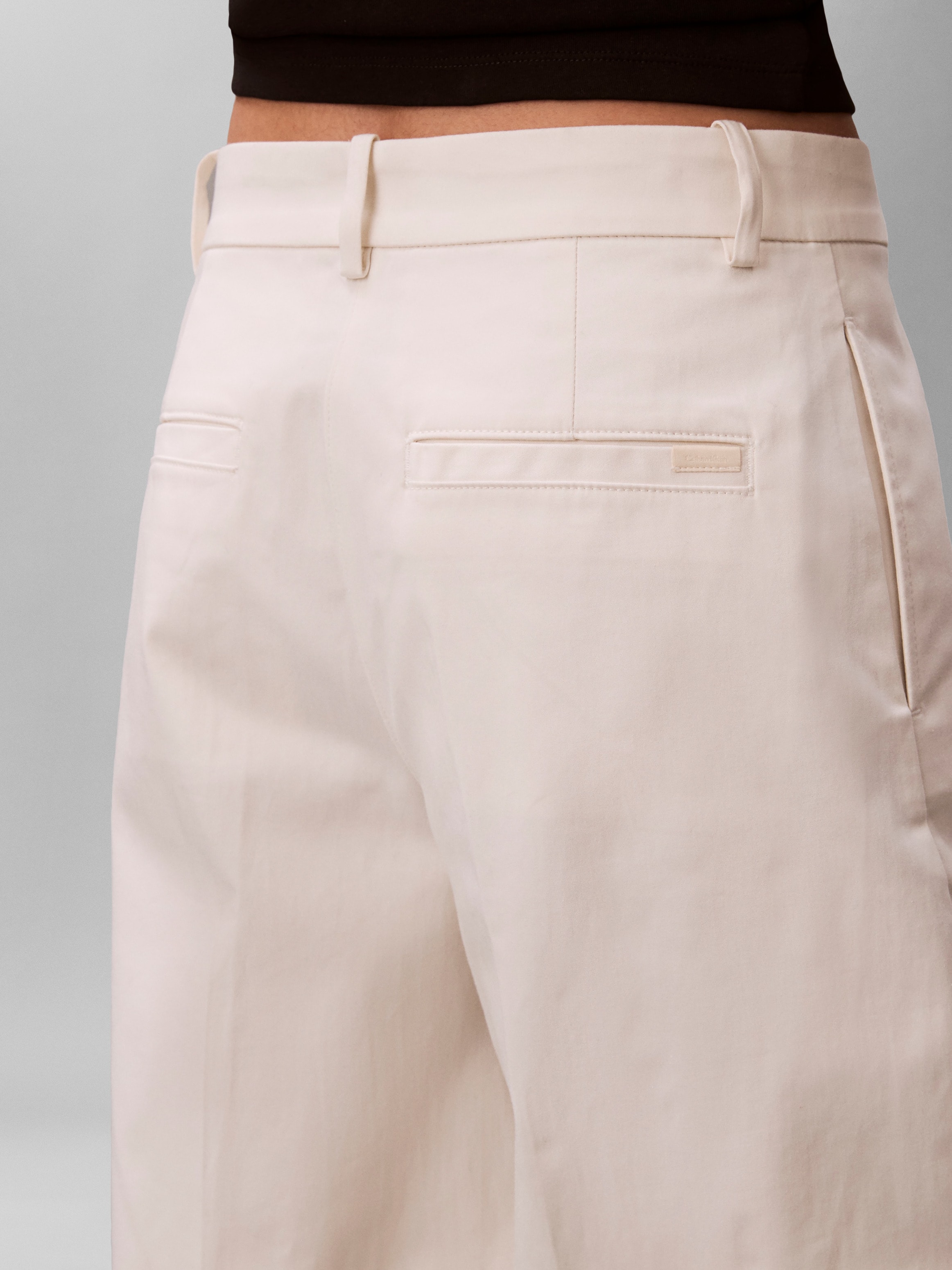 Calvin Klein Chinohose »BAGGY CHINO FASHION PANT«  Regular fit mit praktischen Taschen