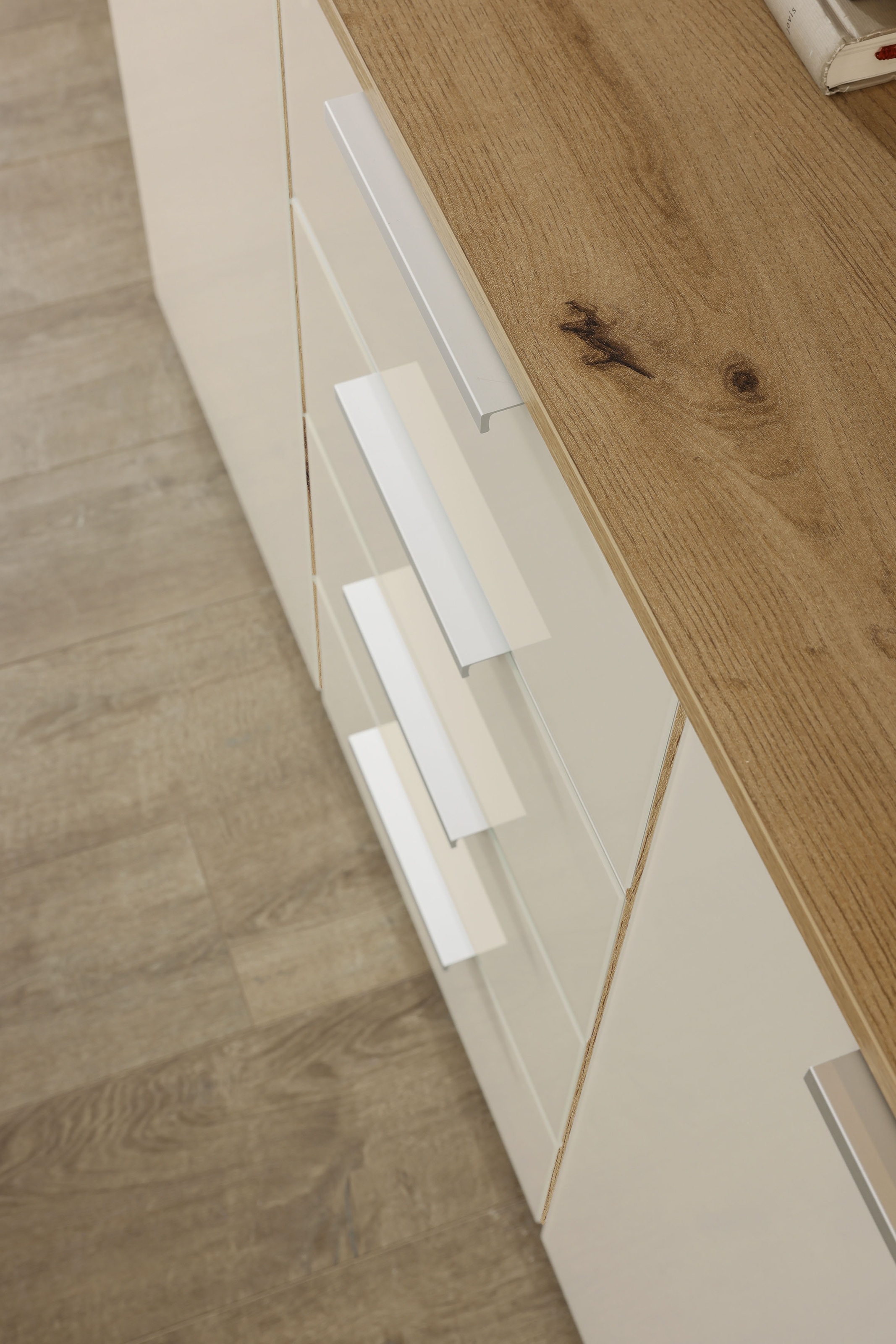 rauch Schubkastenkommode »Sideboard Kommode Kombikommode KOLUNA mit Glasfront«, (Breite 120 cm), vier große Schubladen, mit insgesamt 4 Einlegeböden MADE IN GERMANY