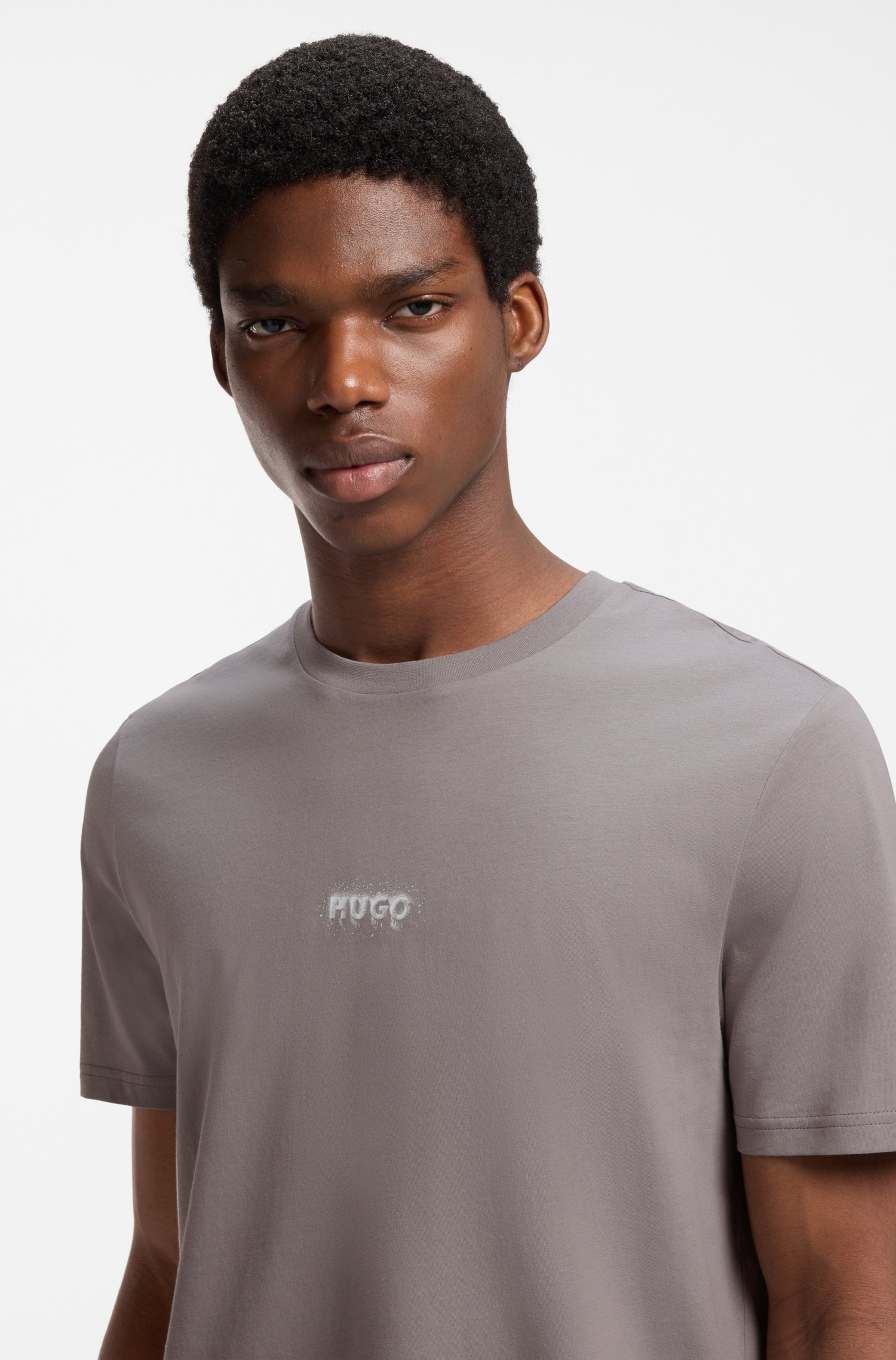 HUGO T-Shirt »Nodar« Rundhalsausschnitt, Regular Fit, reine Baumwolle