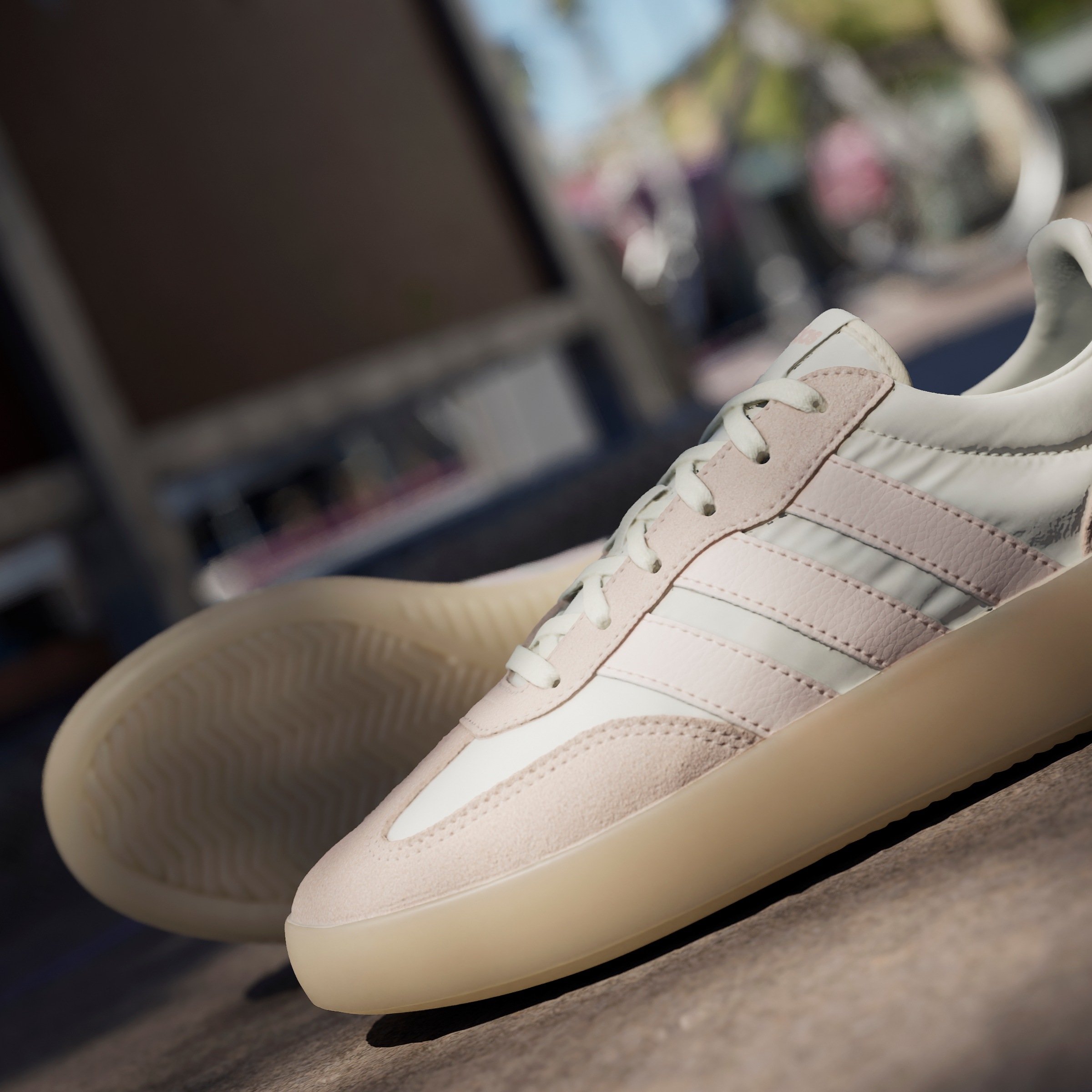 adidas Sportswear Sneaker »BARREDA DECODE«, Design auf den Spuren des adidas Handball Spezial