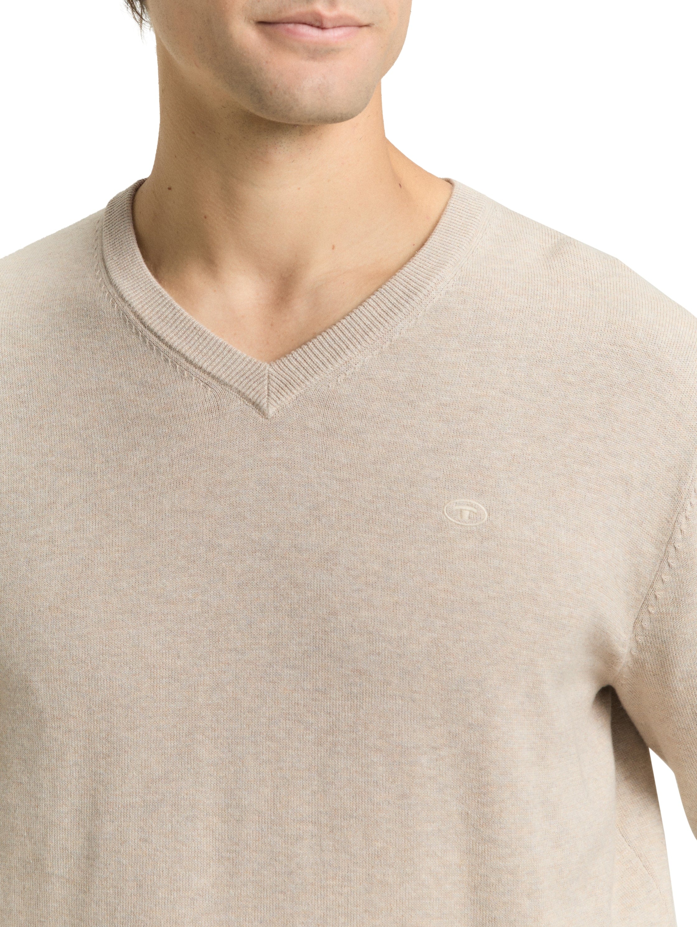 TOM TAILOR V-Ausschnitt-Pullover mit kleiner Logo-Stickerei