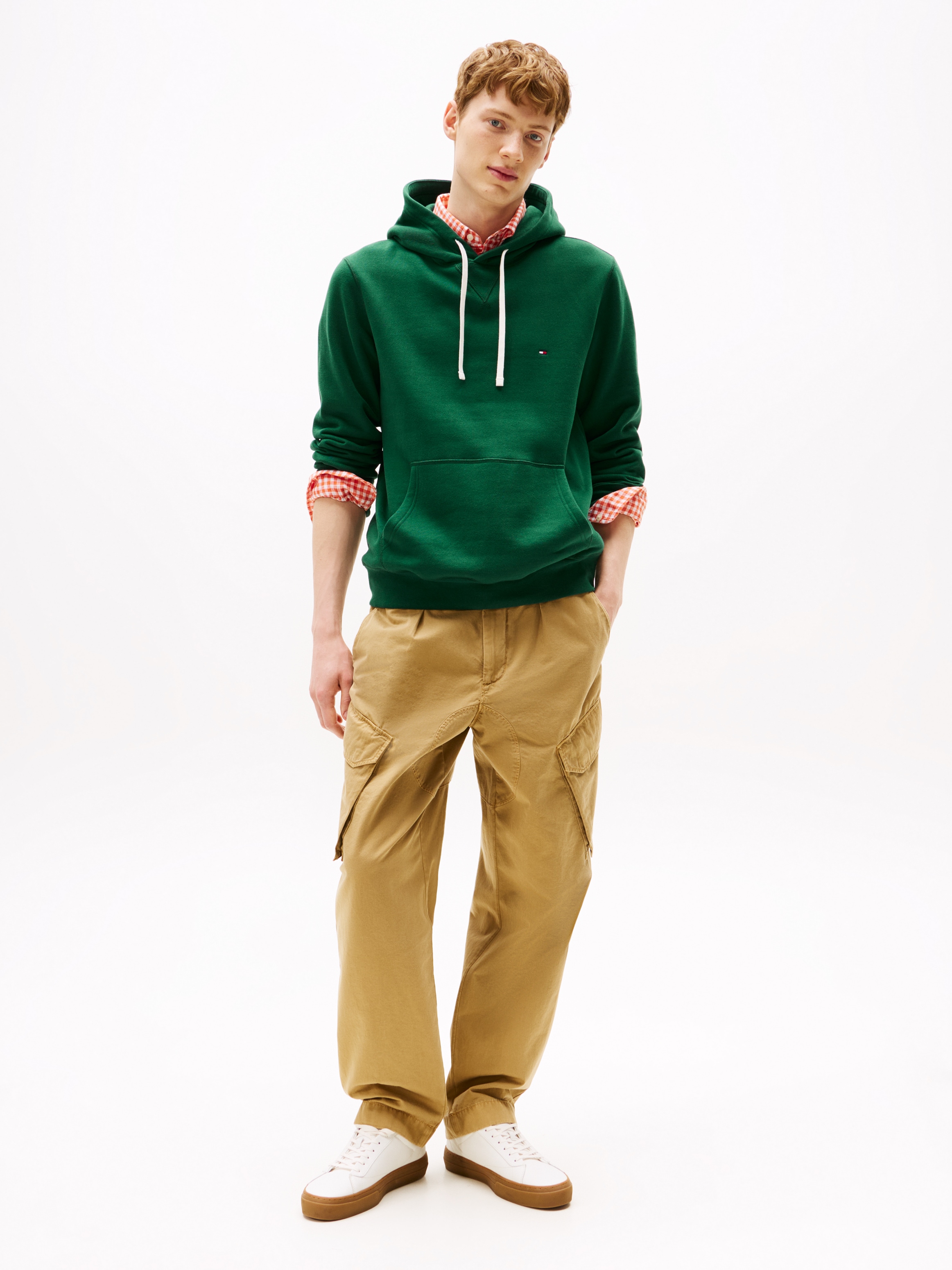 Tommy Hilfiger Hoodie »ESS SEASONAL FLEECE HOODY mit Kapuze und Kängurutasche«, unifarben, casual, regular fit, Baumwollmix, Kapuze