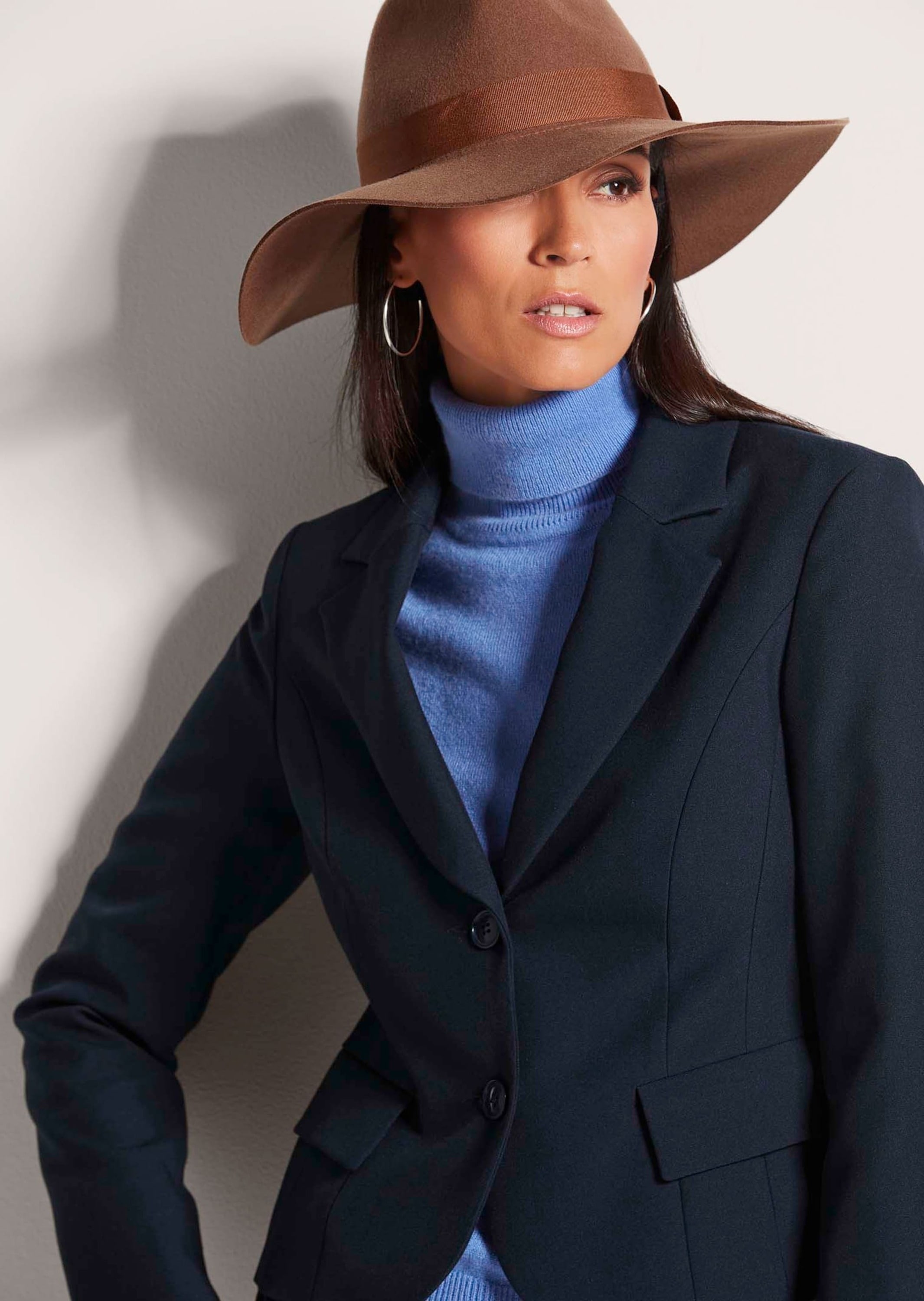 MADELEINE Kurzblazer »Blazer Kurzblazer in Jeans-Optik«