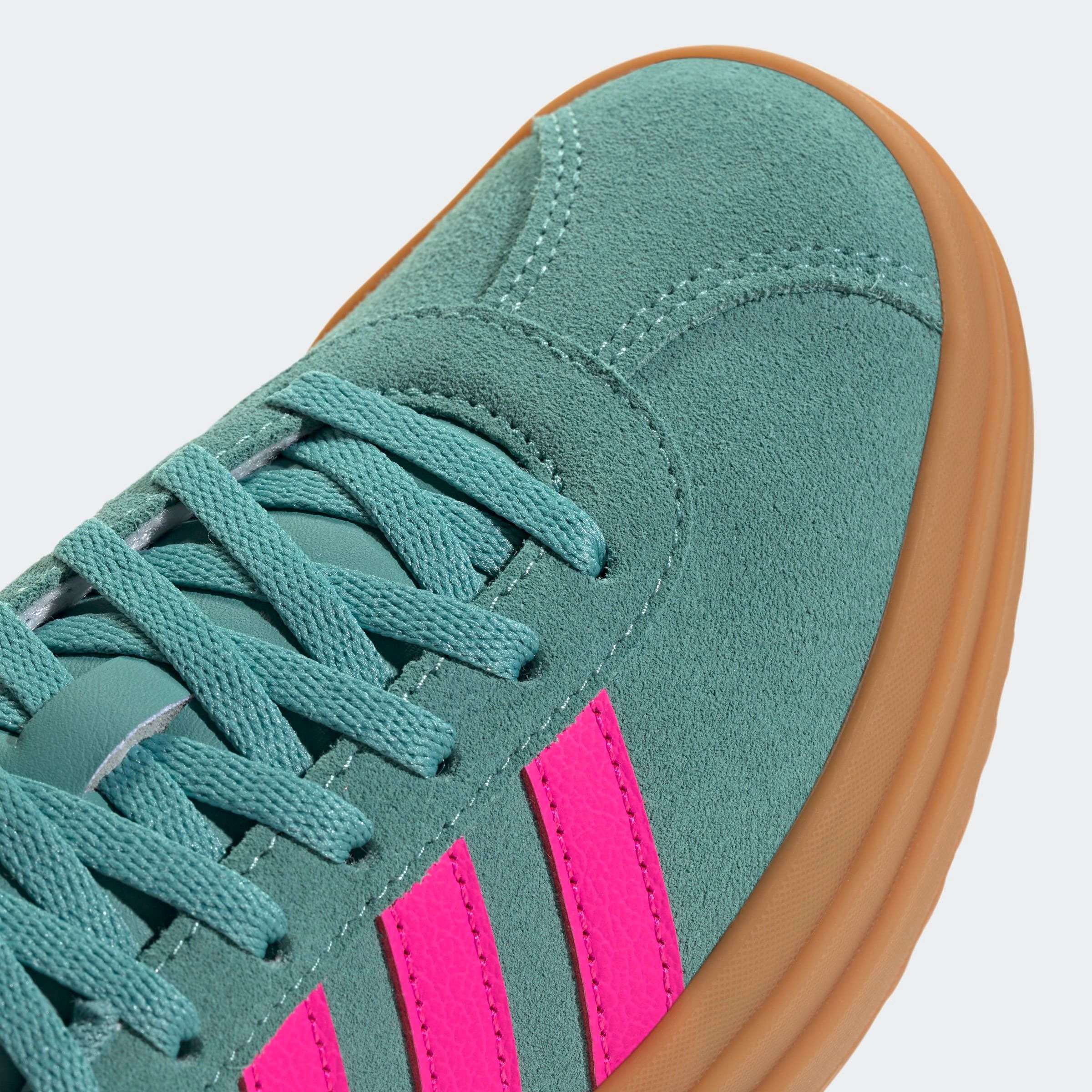 adidas Sportswear Plateausneaker »VL COURT BOLD LIFESTYLE KIDS«, Design auf den Spuren des adidas Gazelle Bold