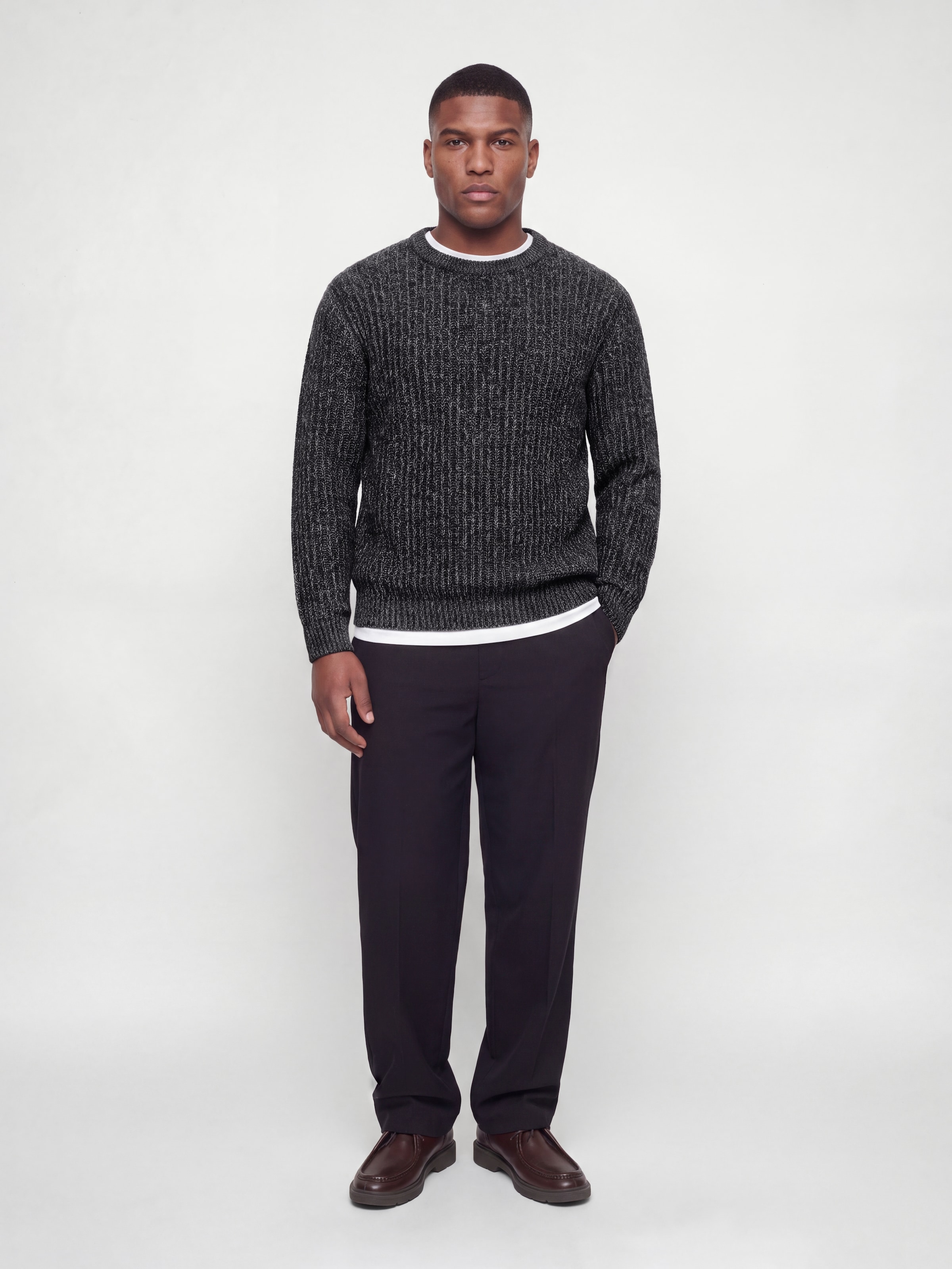 Jack & Jones PlusSize Rundhalspullover »JJJAXON KNIT CREW NECK PLS« Materialmix, locker geschnitten