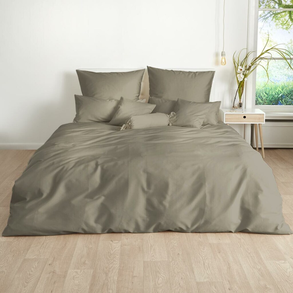 TRAUMSCHLAF Bettwäsche »Uni Satin«, in Mako Satin Qualität aus 100% Baumwolle, Bett- und Kopfkissenbezug mit Reißverschluss, STANDARD 100 by OEKO-TEX® zertifiziert