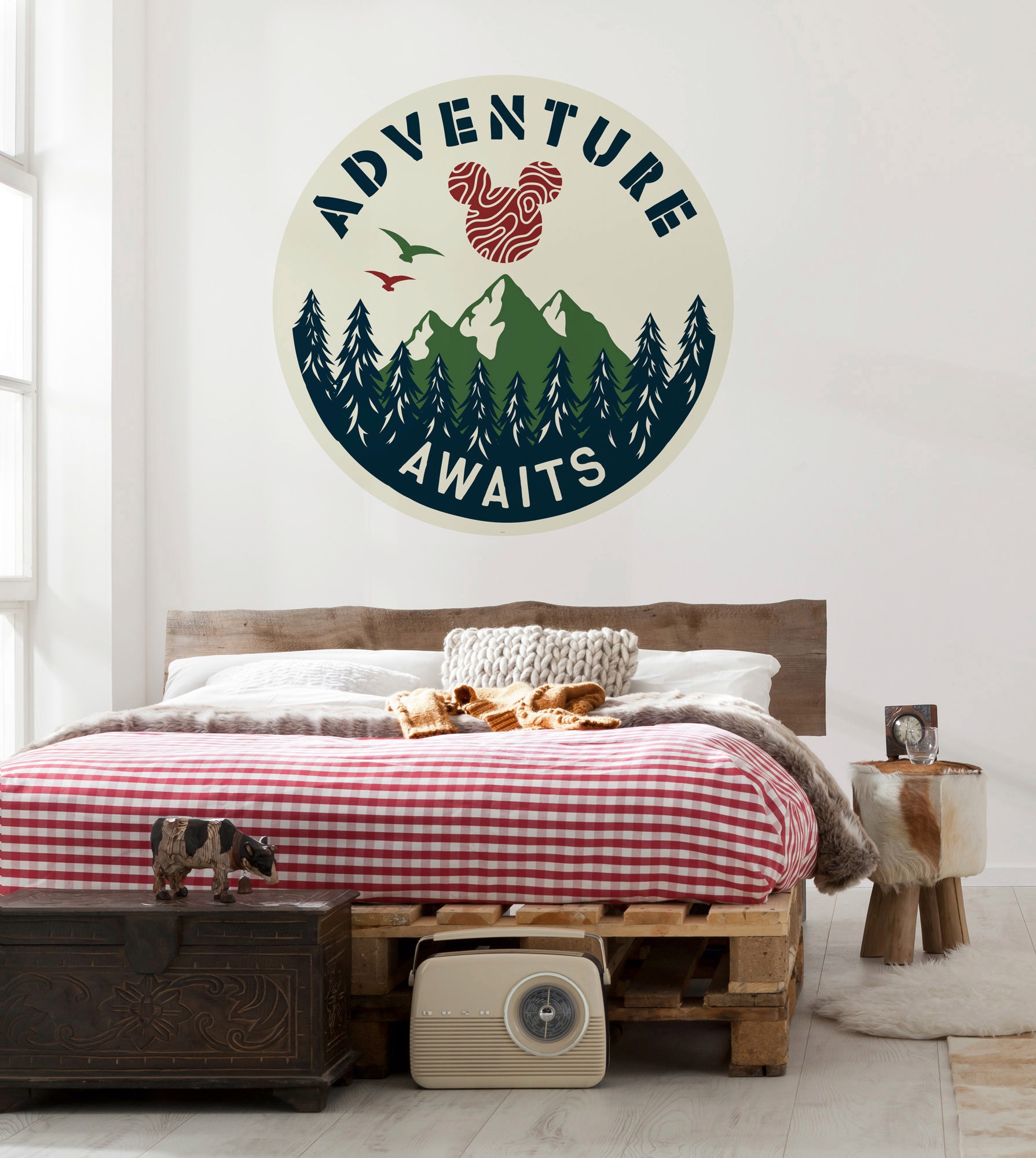 Komar Fototapete »Vlies selbstklebend - Mickey Adventure - Größe 125 x 125 cm«, bedruckt, Kinderzimmer