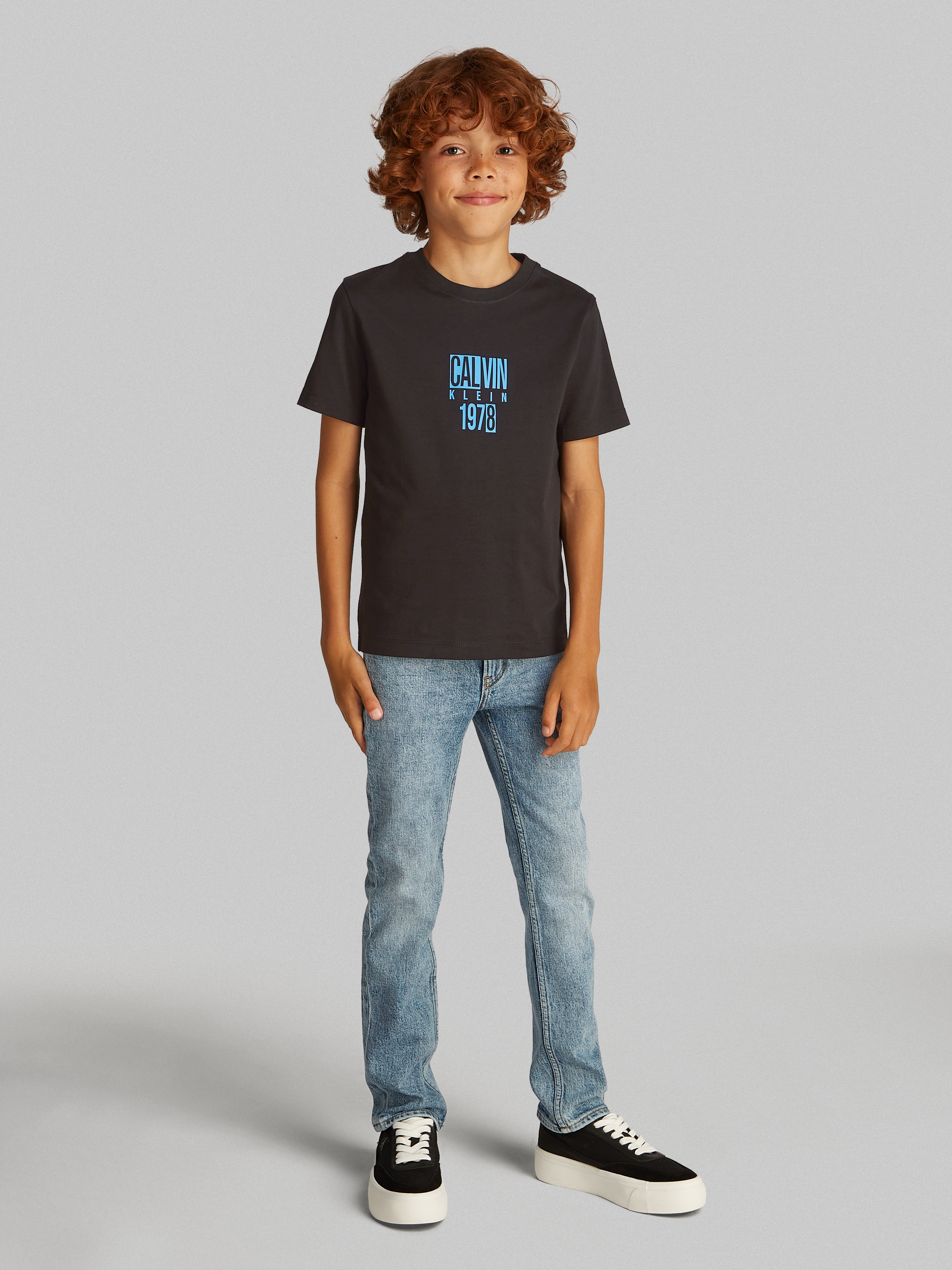 Calvin Klein Jeans T-Shirt »GOOD LEVEL REGULAR SS T-SHIRT«, mit Logodruck