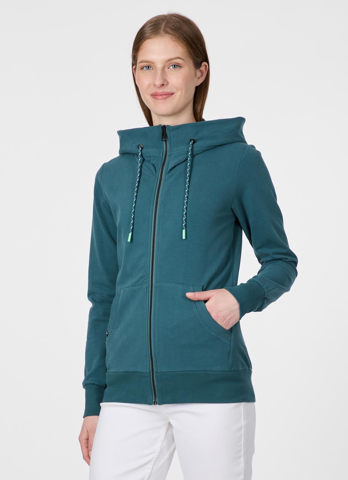 Ragwear Sweatjacke »NESKIA ZIP B« Dünne Baumwollmischung, innen brushed mit Stickerei auf der Kapuze