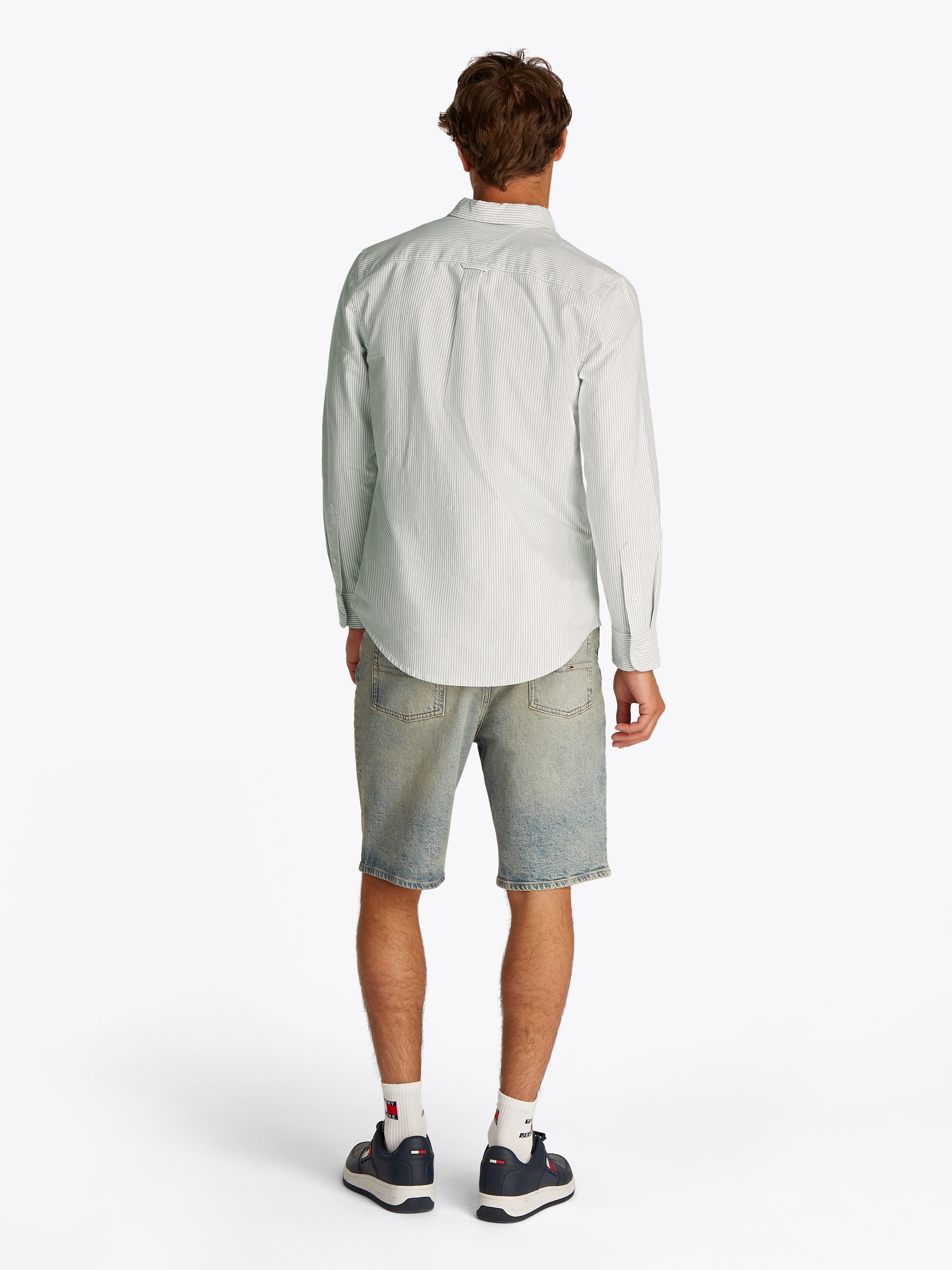 Tommy Jeans Langarmhemd »TJM SLIM STRIPE OXFORD SHIRT EXT«, Mit Button-Down-Kragen
