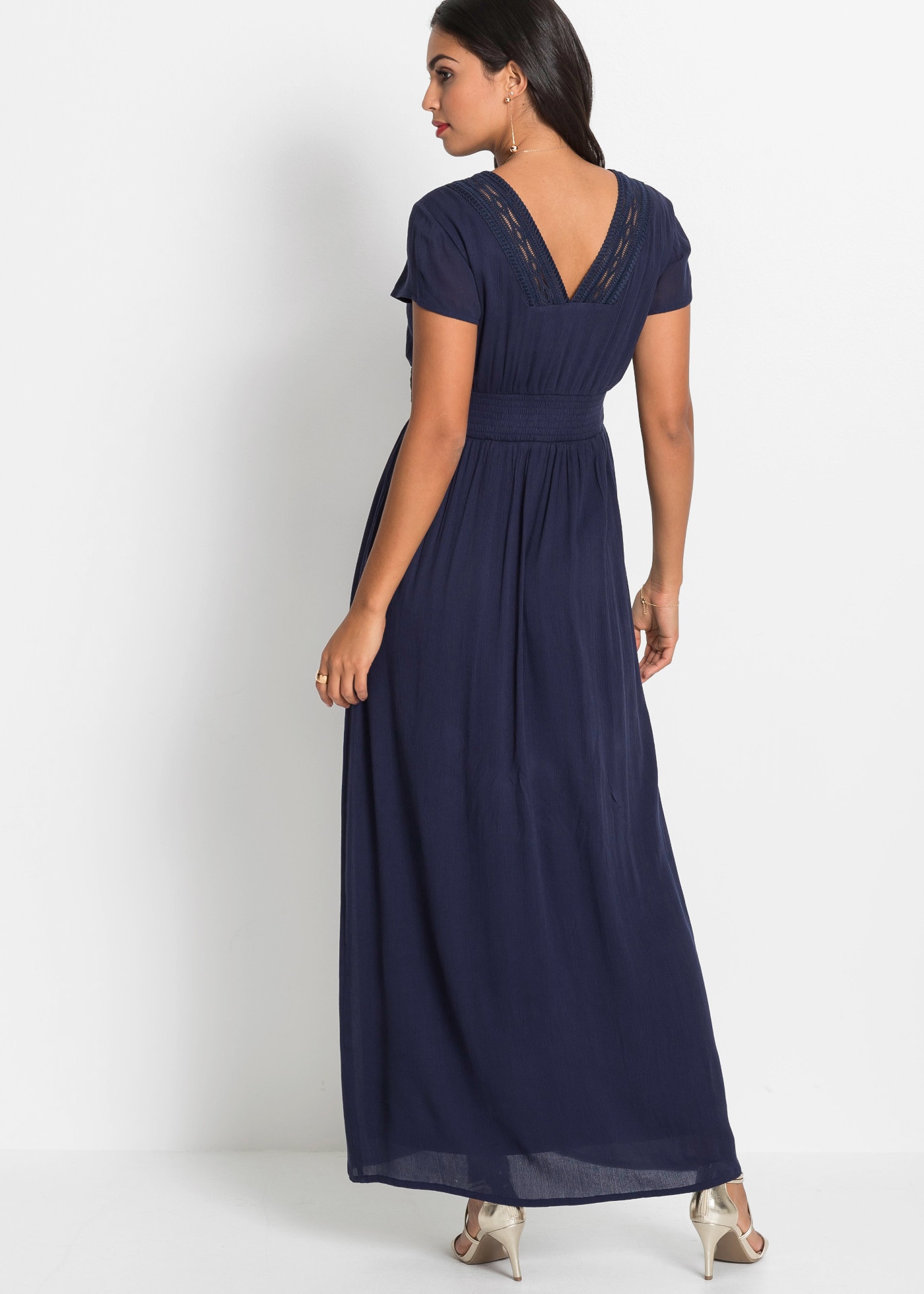 bonprix Maxikleid eleganter Stil, mit gehäkelter Spitze, aus Viskose, Loose Fit