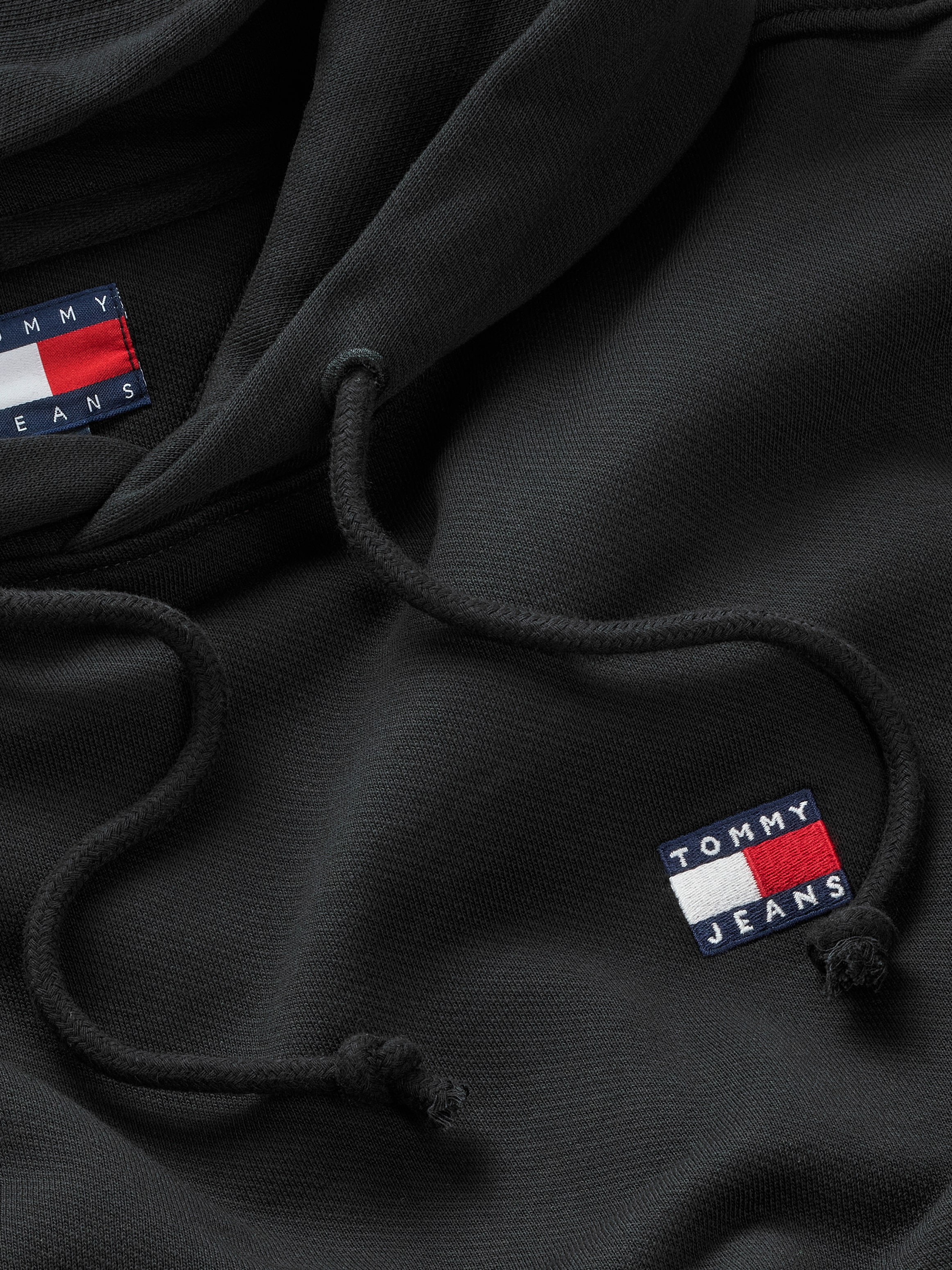 Tommy Jeans Hoodie »TJM REG BADGE HOODIE EXT«, Mit Rundhalsausschnitt