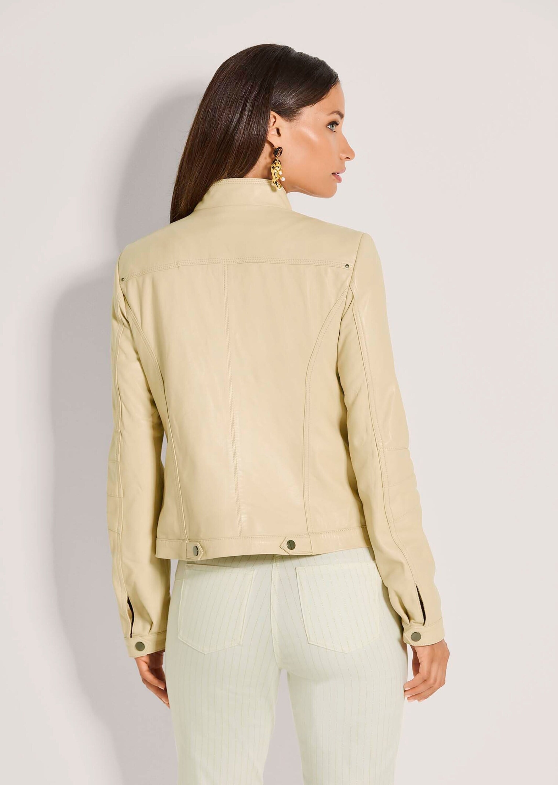 MADELEINE Lederjacke »Lederjacke Kurzjacke mit glänzender Oberfläche« Stehkragen mit Riegel