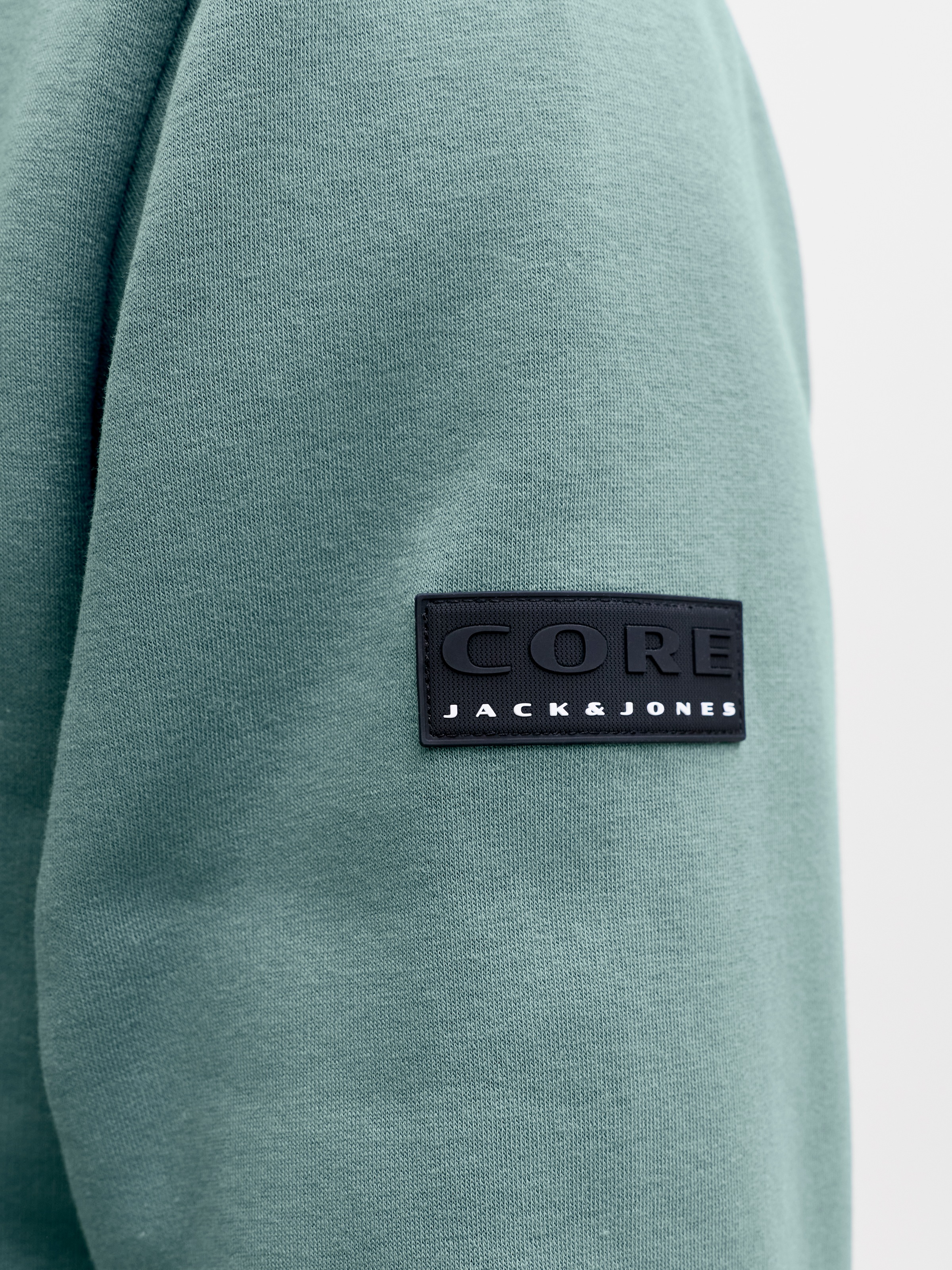 Jack & Jones Kapuzensweatshirt »JCOFUSION SWEAT BADGE HOOD«

