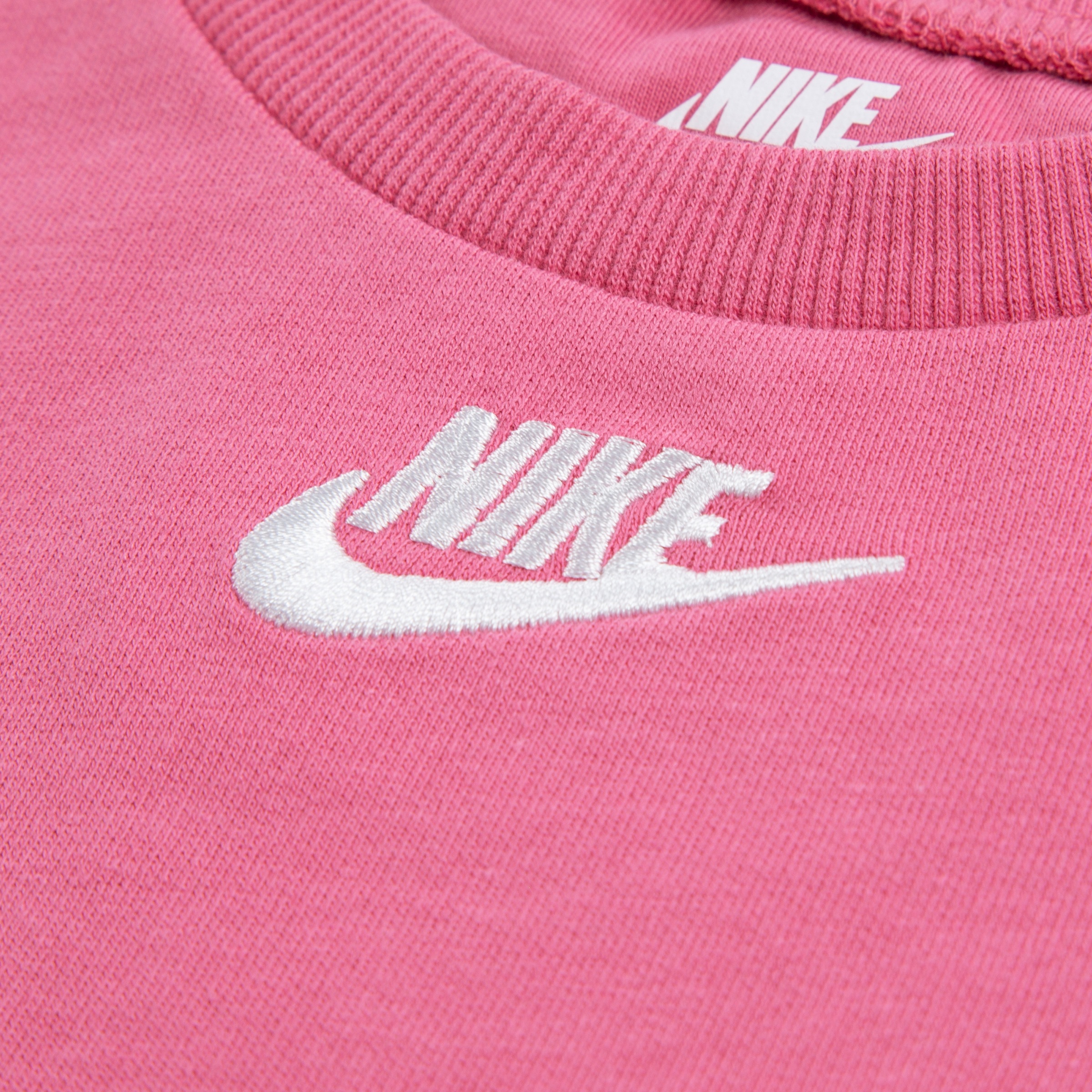 Nike Sportswear T-Shirt & Shorts »NKG BABY FRENCH TERRY SET« 2 2-teiliges Set aus T-Shirt und Shorts