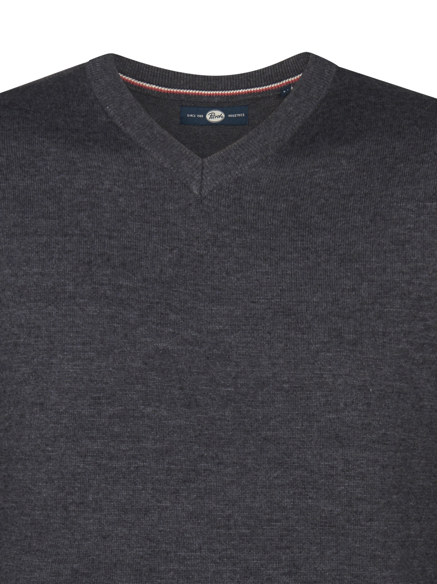Petrol Industries V-Ausschnitt-Pullover »V-Neck Basi«, Materialmix mit Baumwollanteil
