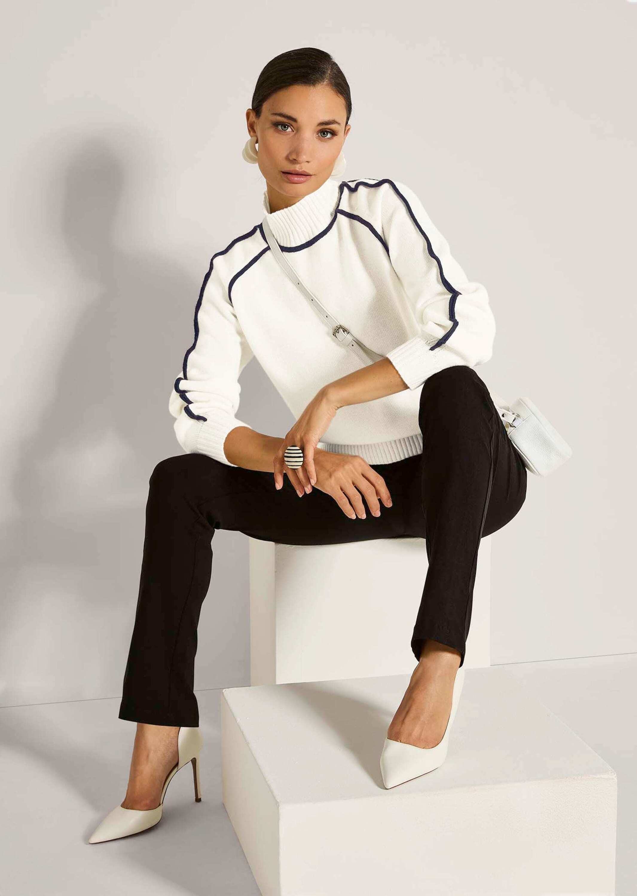 MADELEINE Longpullover »Feinstrickpullover Eleganter Strickpullover mit sportivem Esprit« Kontrastpiping