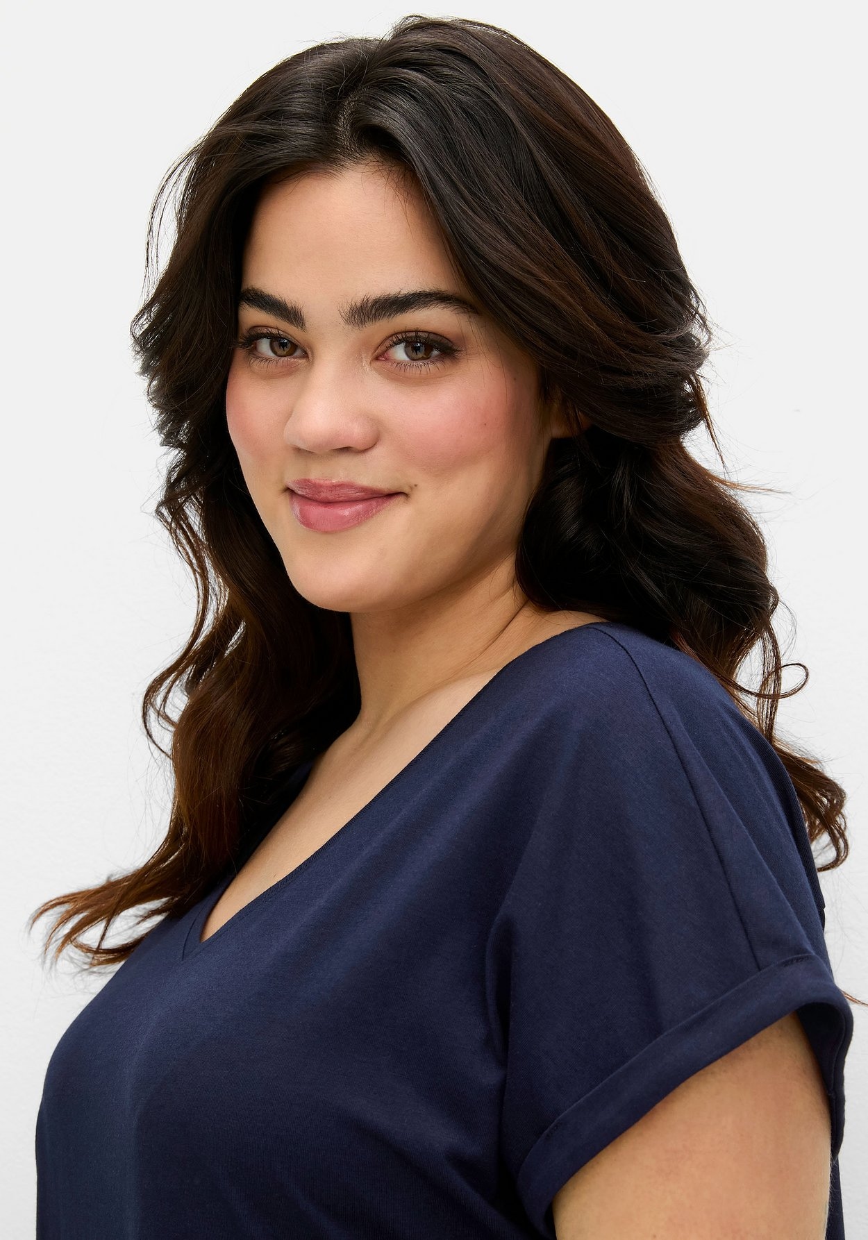 Sheego Shirtkleid »Shirtkleid in Oversized-Form, mit V-Ausschnitt«