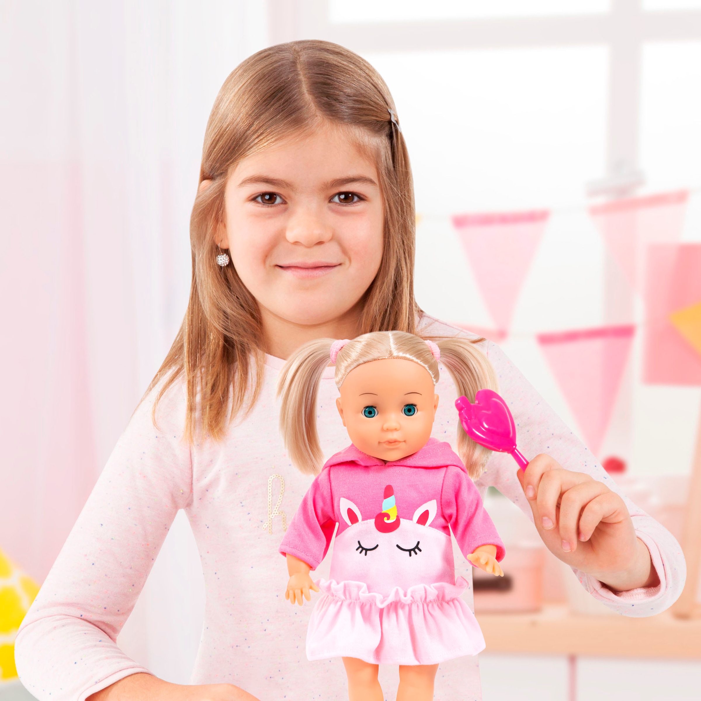 Bayer Stehpuppe »Little Love, Charlene 33 cm« mit Schlafaugen und Babygeräuschen