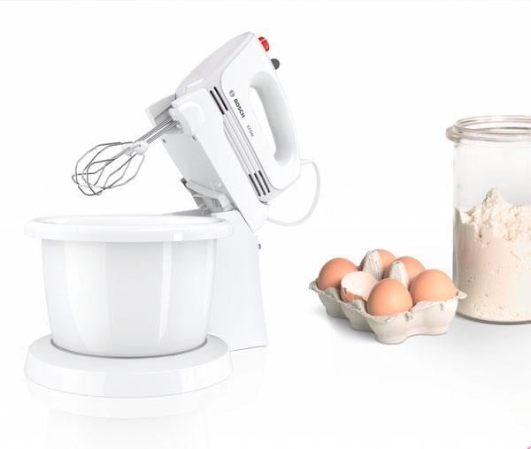 BOSCH Handmixer »CleverMixx MFQ2600W, Edelst. Besen/Knethaken, 4 Stufen, Ständer, weiß«, 375 W, Turbotaste, leichtes Gehäuse, Made in Europe