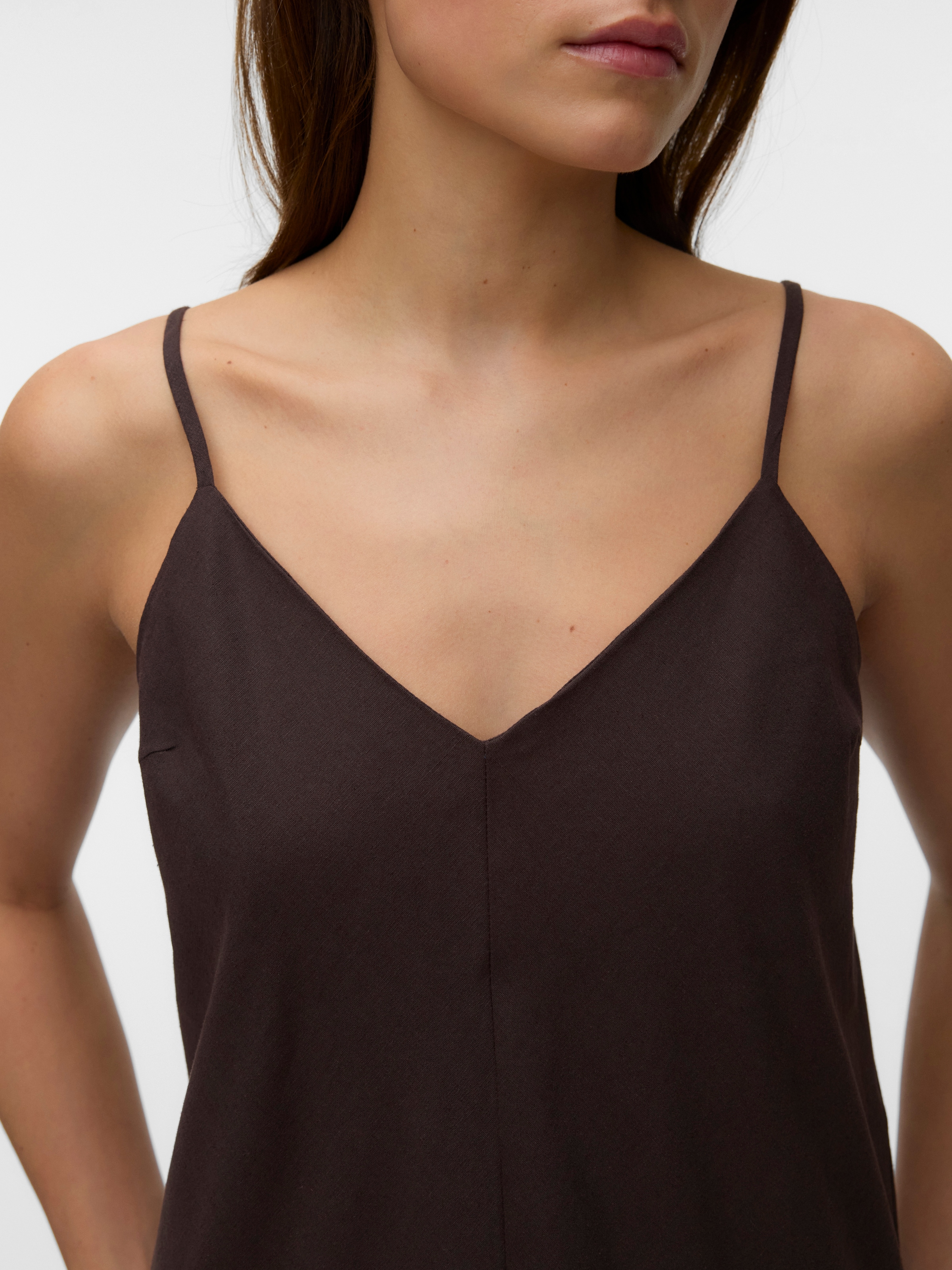 Vero Moda Trägerkleid »VMSELMA 7/8 SINGLET DRESS NOOS« Baumwollmischung, mit Leinen, verstellbare Spaghettiträger