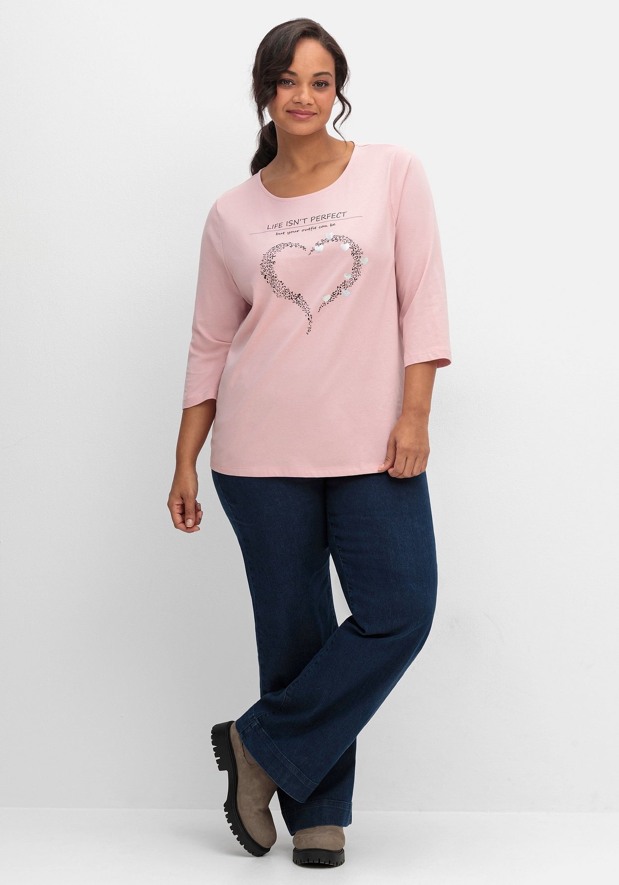 Sheego 3/4-Arm-Shirt »3/4-Arm-Shirt mit Herzmotiv und Glitzerdetails«, mit Herzmotiv und Glitzerdetails