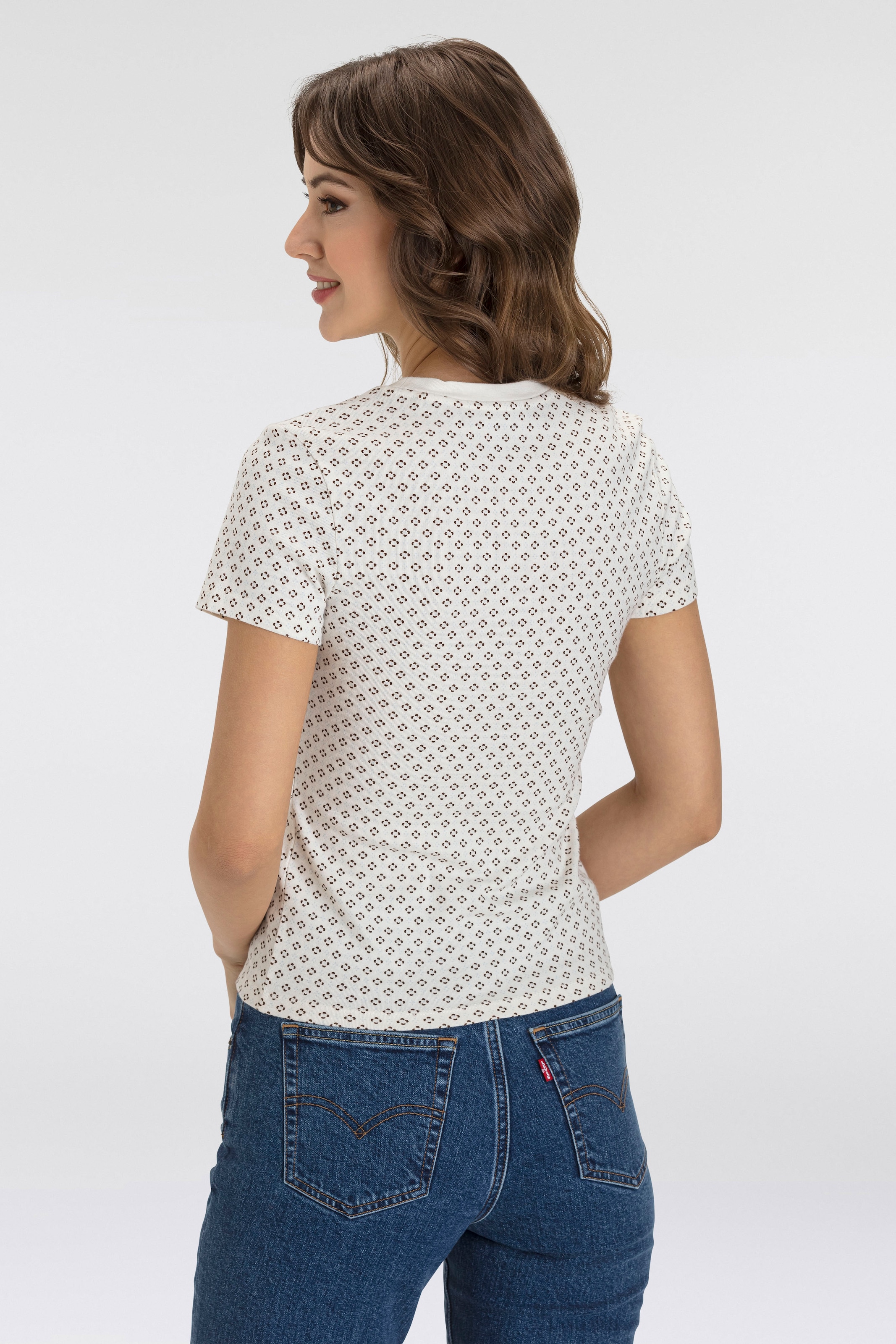 Levi's® T-Shirt »ESSENTIAL HM SS TEE«, Taillierter Schnitt