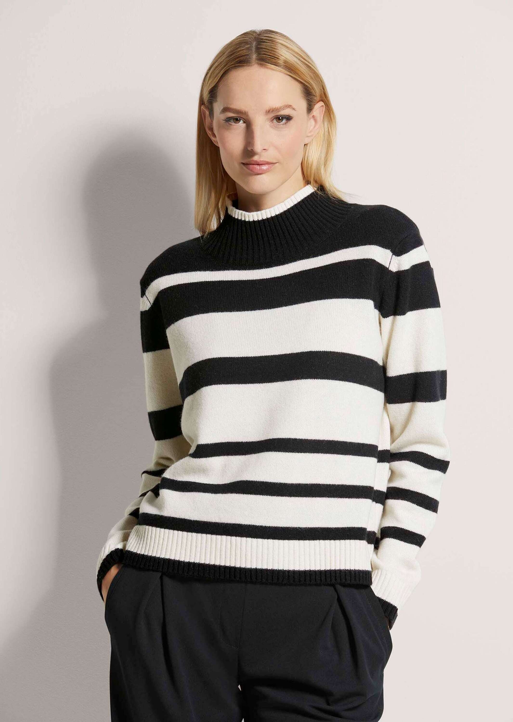MADELEINE Longpullover »Pullover Rundhals-Pullover im Streifen-Look«