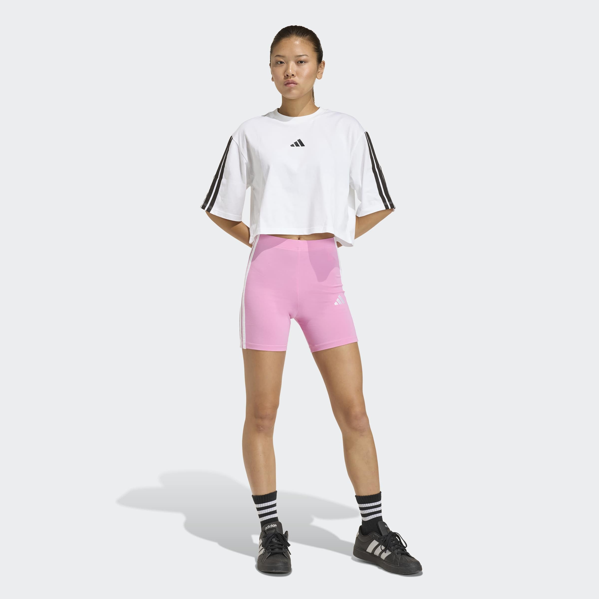 adidas Sportswear Trainingstights »ESSENTIALS 3-STREIFEN HIGH WAISTED KURZE LEGGINGS«  kurze Leggings, mittelhoher Bund, flacher, elastischer Bund