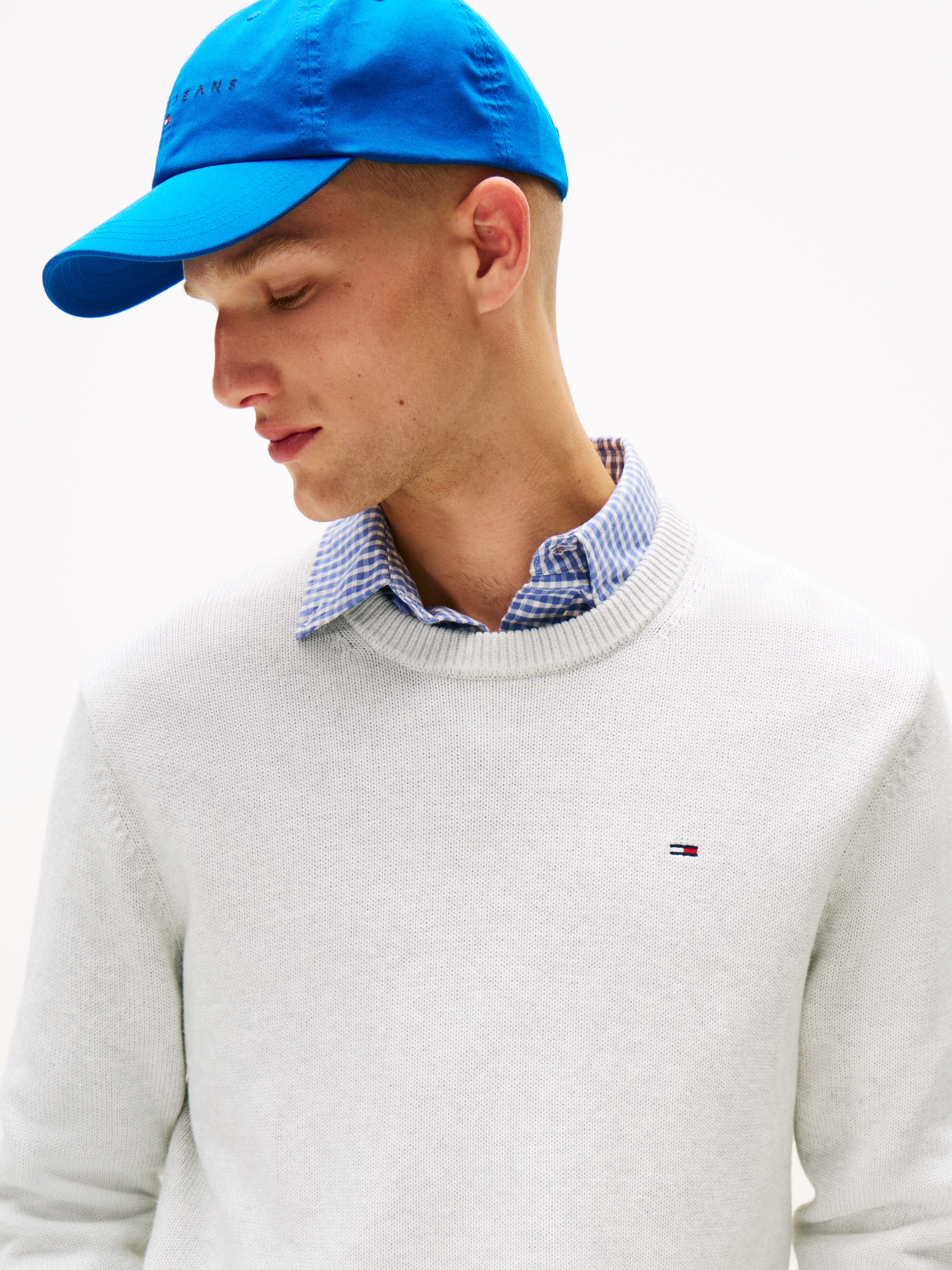Tommy Jeans Rundhalspullover, Slim fit mit Rundhalsausschnitt