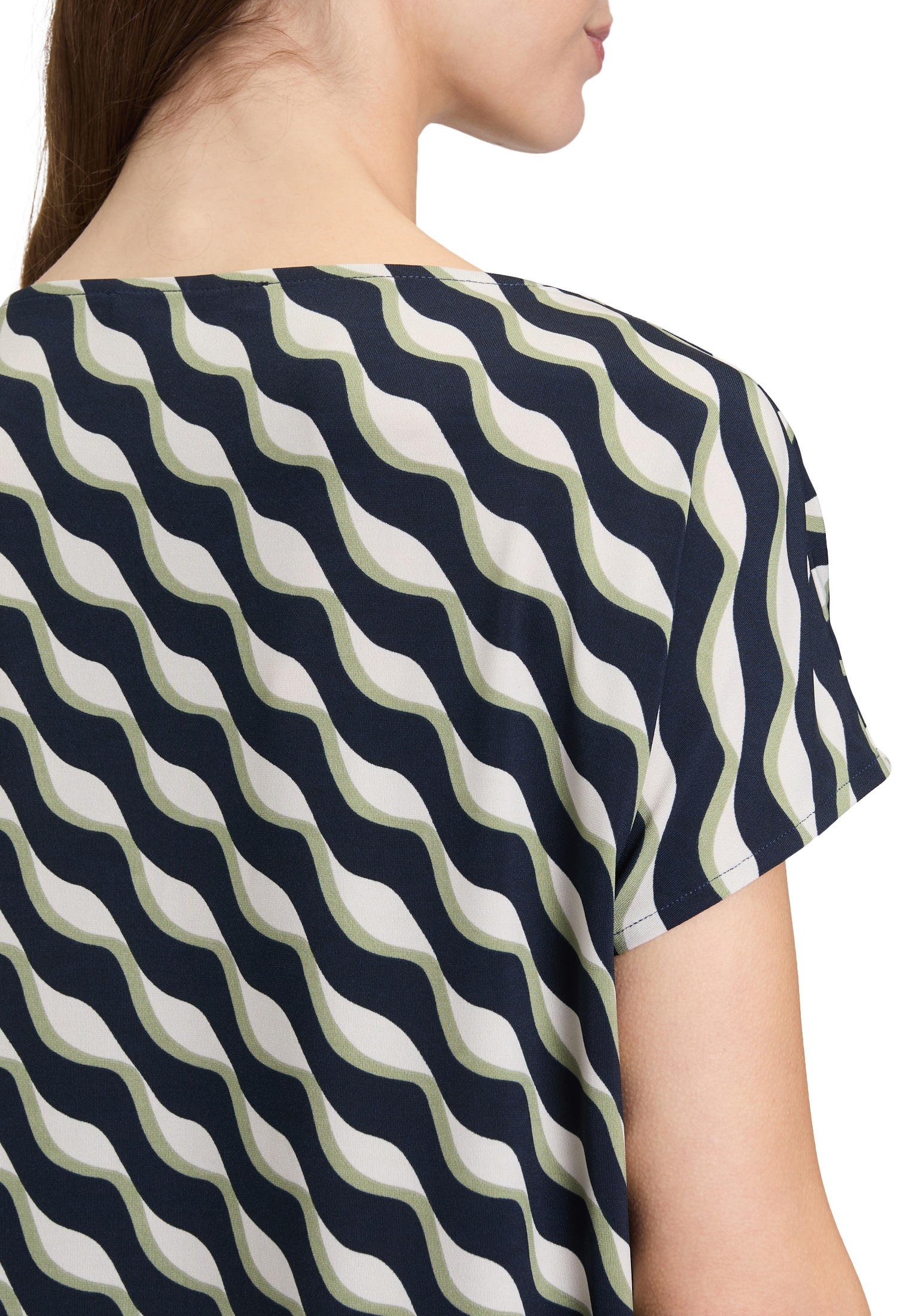 Betty Barclay Kurzarmshirt »Printshirt mit Wasserfallausschnitt«