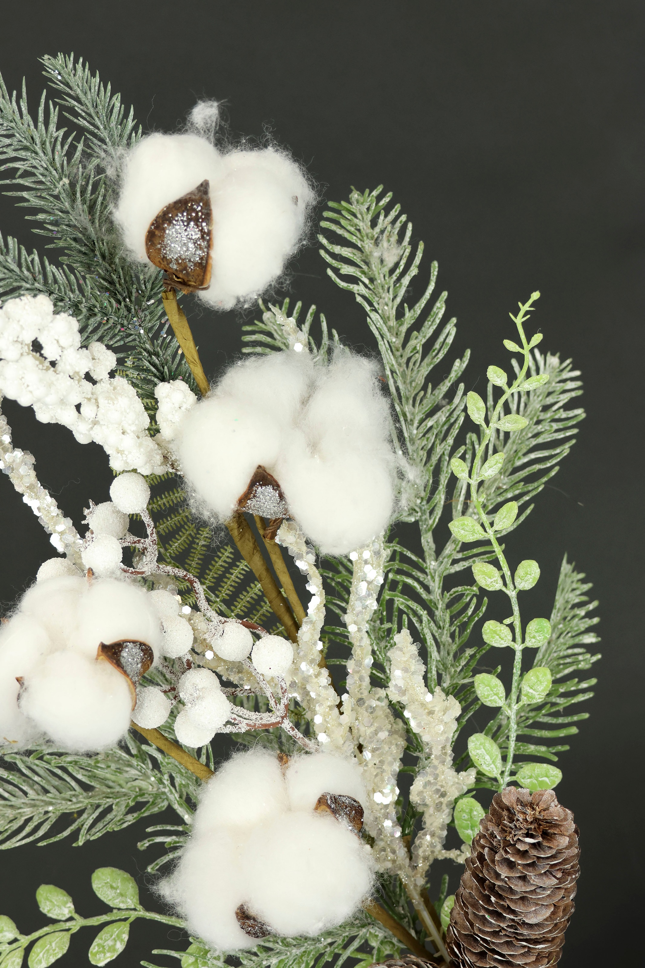 I.GE.A. Kunstzweig »Künstlicher Zweig Zapfen/Beeren/Baumwolle/Tanne«, Dekozweig Zweig Deko für Girlande Kranz Weihnachtsdeko