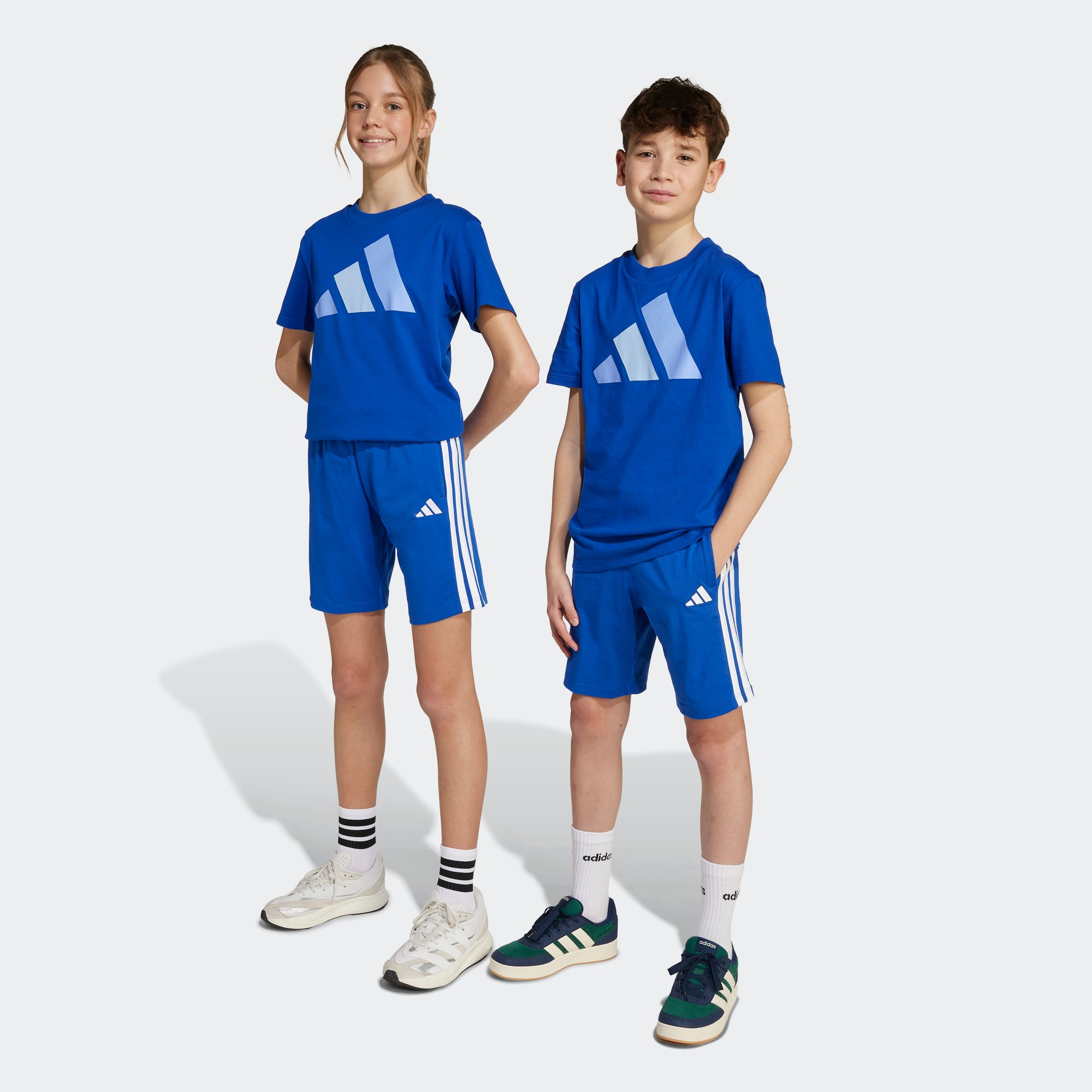 adidas Sportswear Shorts »ESSENTIALS KIDS«  sportlicher Stil, für Kinder, aus Baumwolle, atmungsaktiv