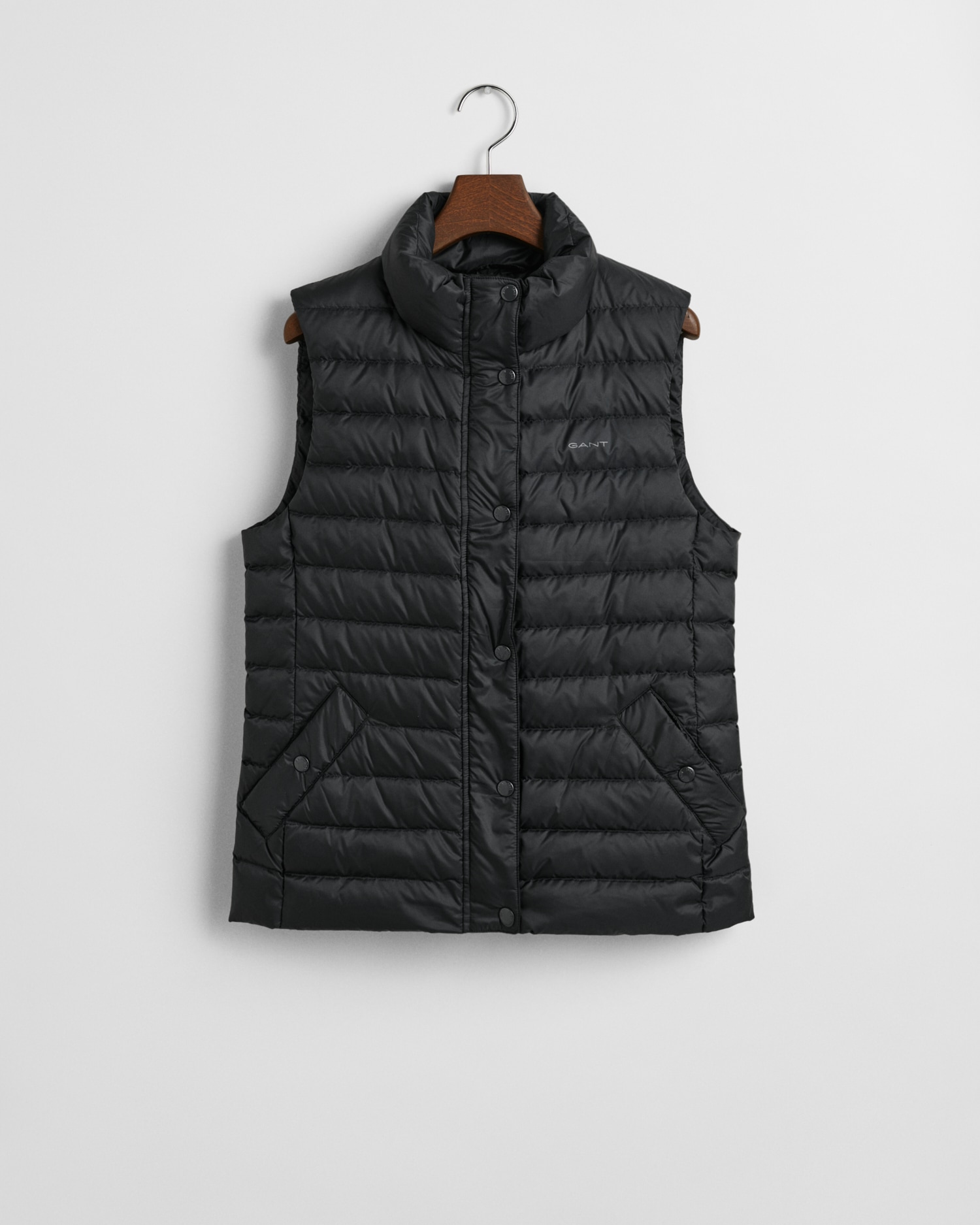 Gant Steppweste »LIGHT DOWN VEST«, mit Logodruck auf der Brust