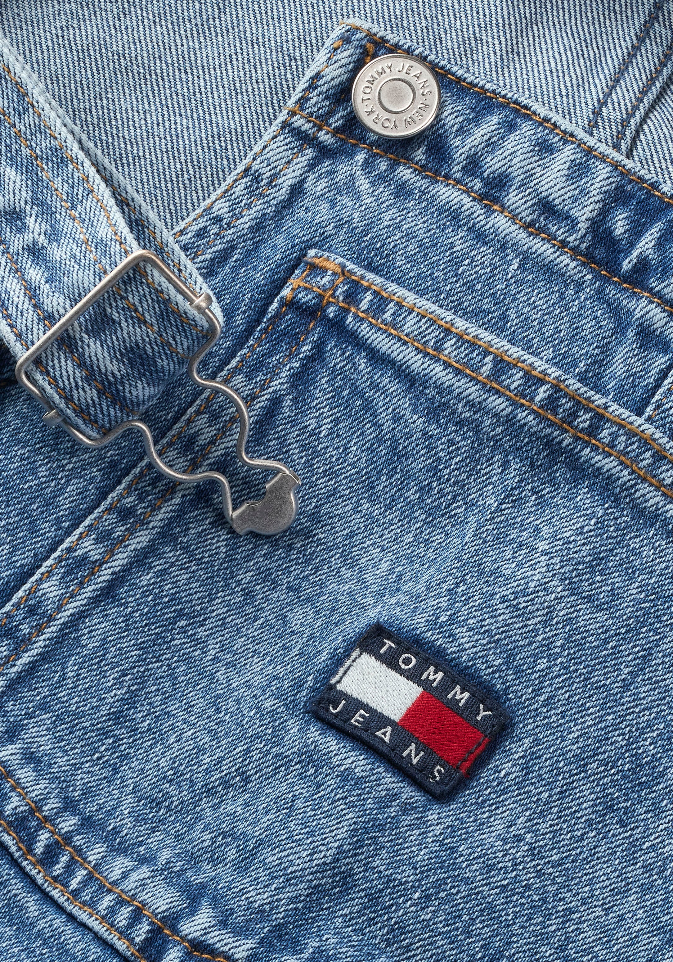 Tommy Jeans mit »PINAFORE verstellbaren CG4136«, bei kaufen DRESS Schulterträger OTTO Jeanskleid