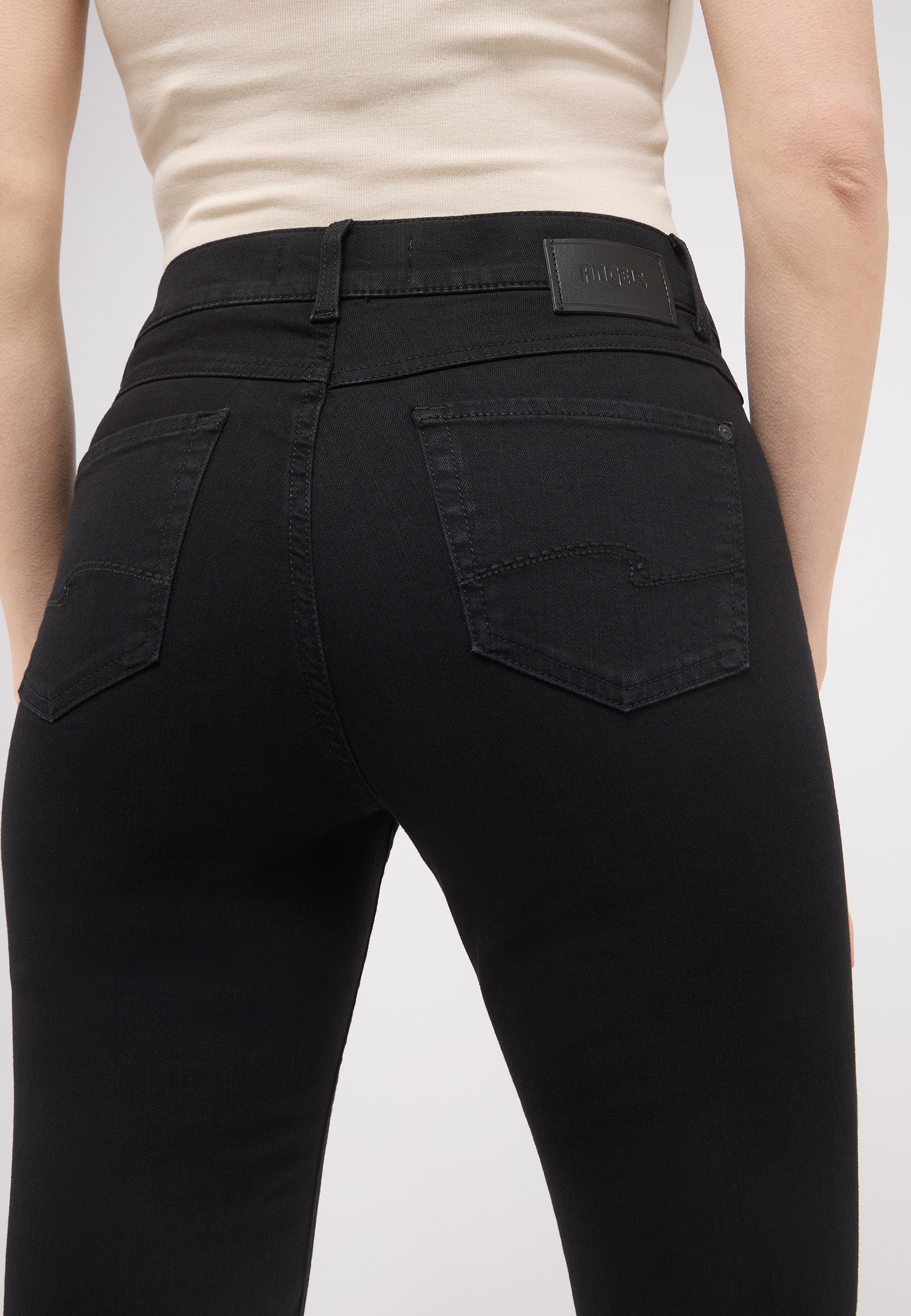 ANGELS Straight-Jeans »CICI« Straight-Schnitt, Slim fit Passform, aus Baumwollmischung